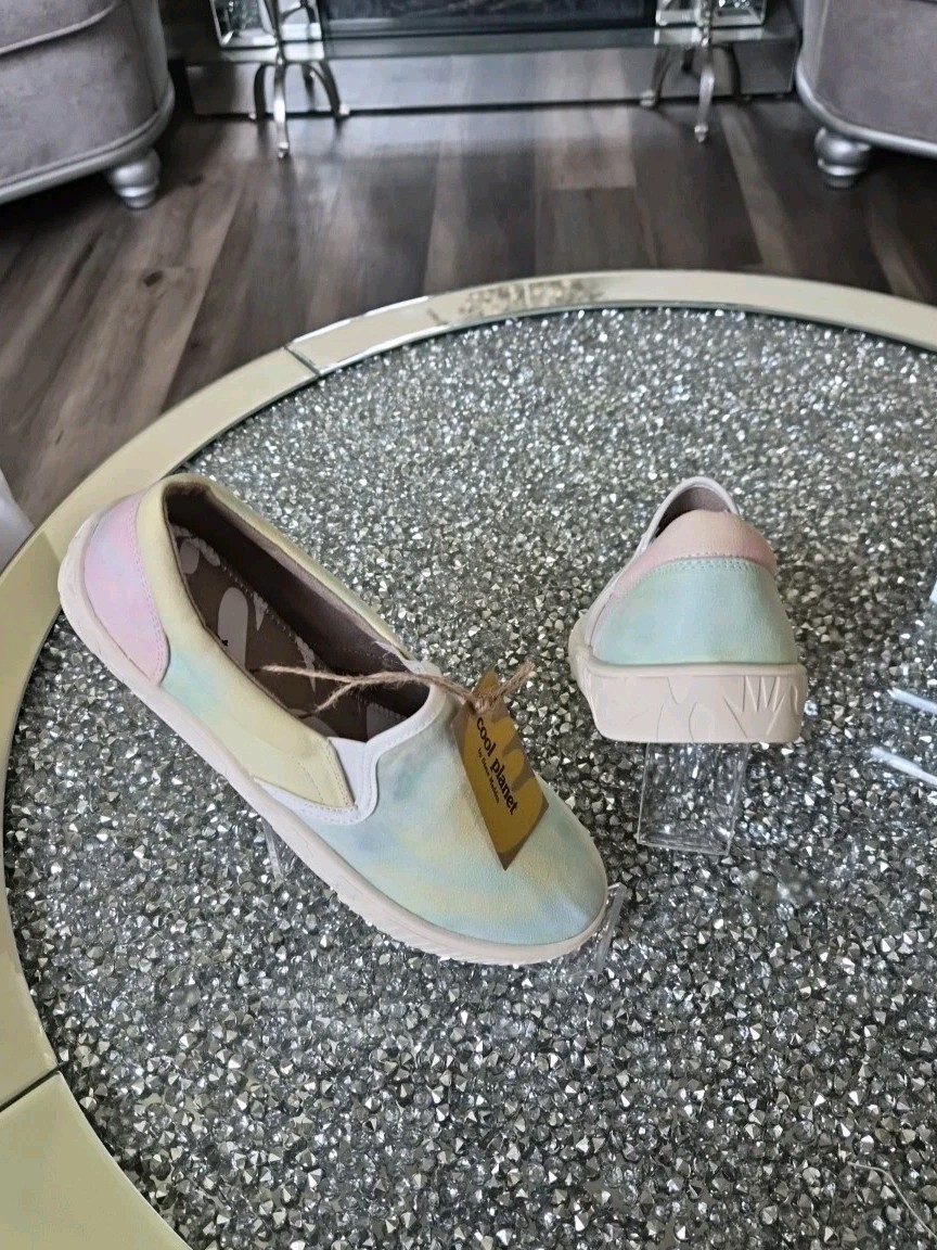 NIB STEVE MADDEN COOL PLANET MAISYY WOMEN’S SIZE 8.5