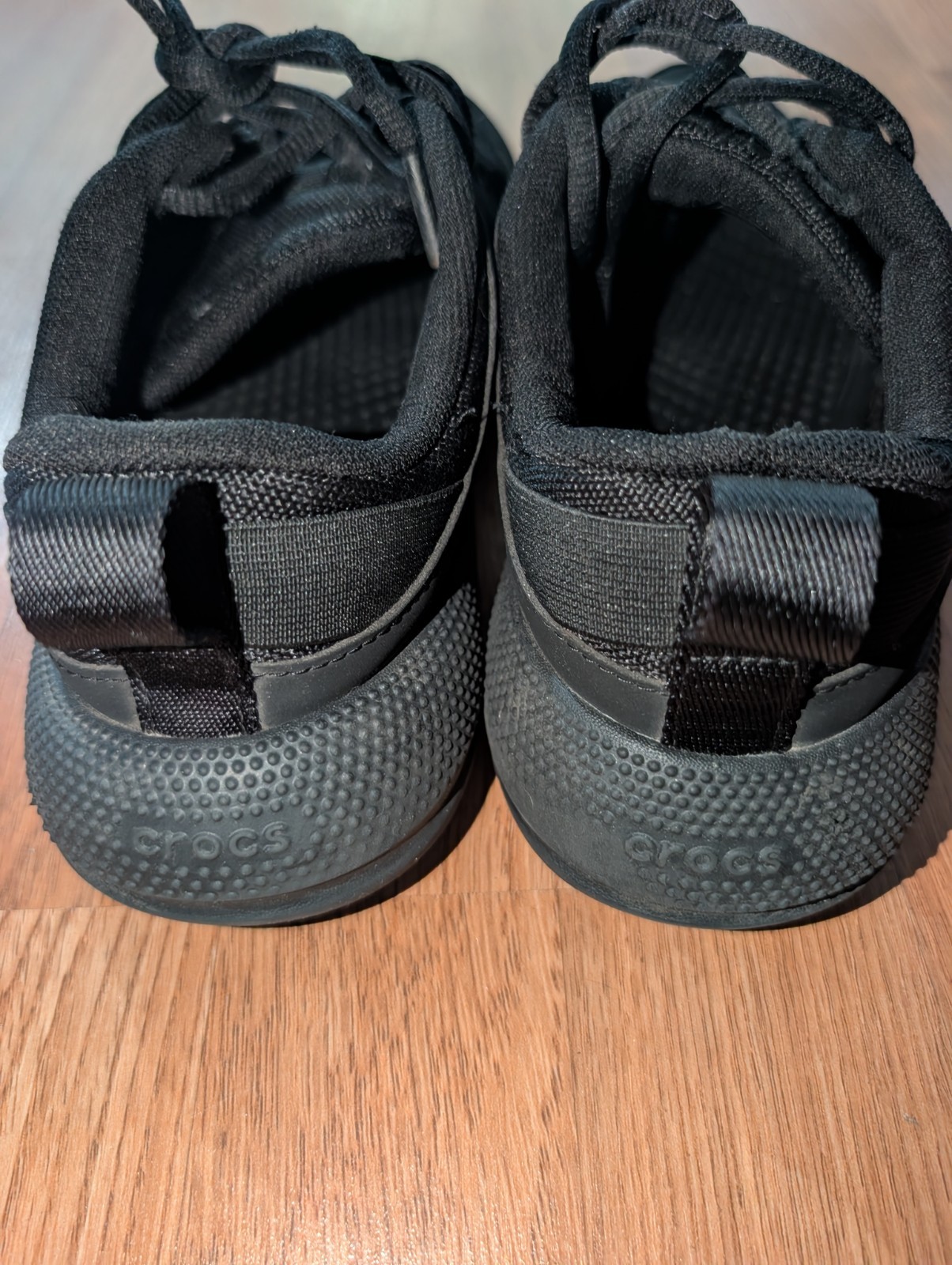 Women’s Crocs On The Clock Work Sneaker Black 7W Slip Resistant LiteRide