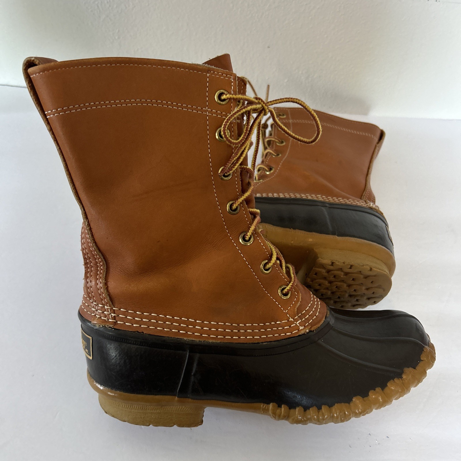 L.L. Bean Maine Hunting Women 8 Brown Duck Boots Leather Waterproof Rain Boots