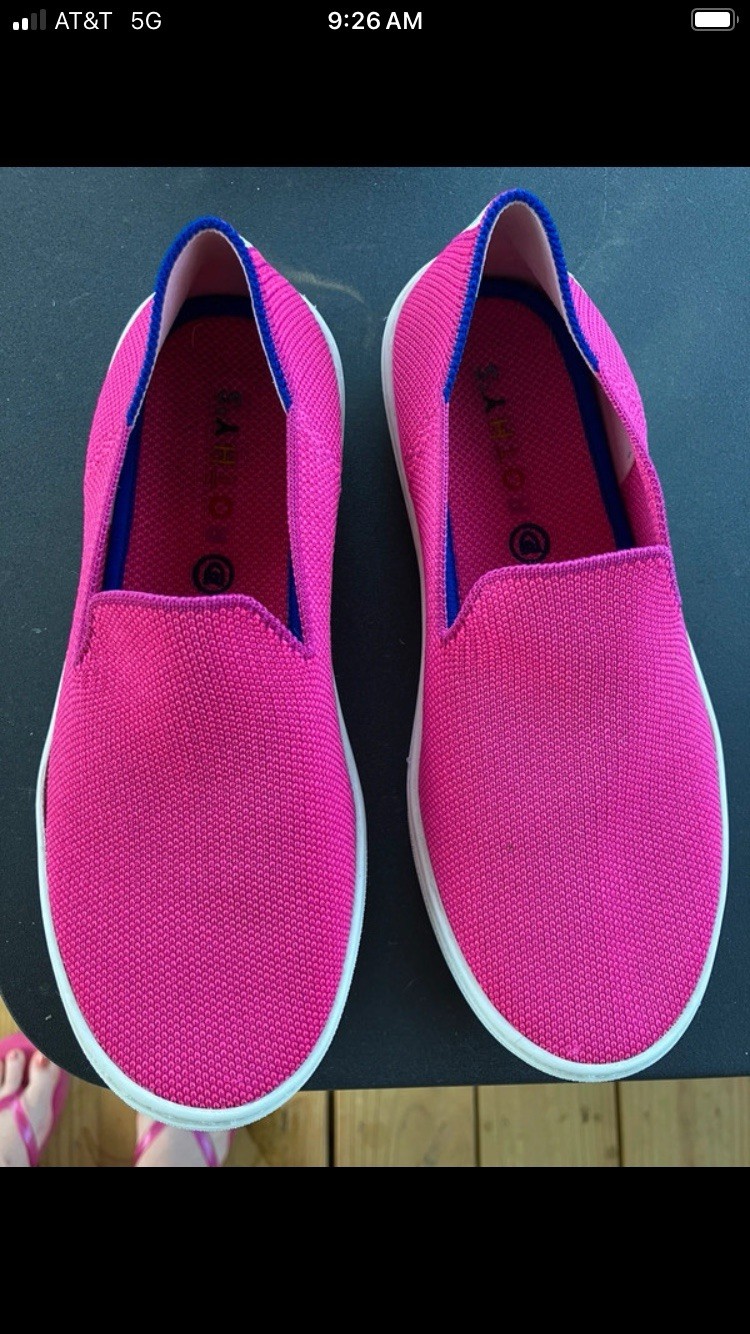 Rothy’s Pink Slip-On Flat Round Toe Teens US 4/womens 6