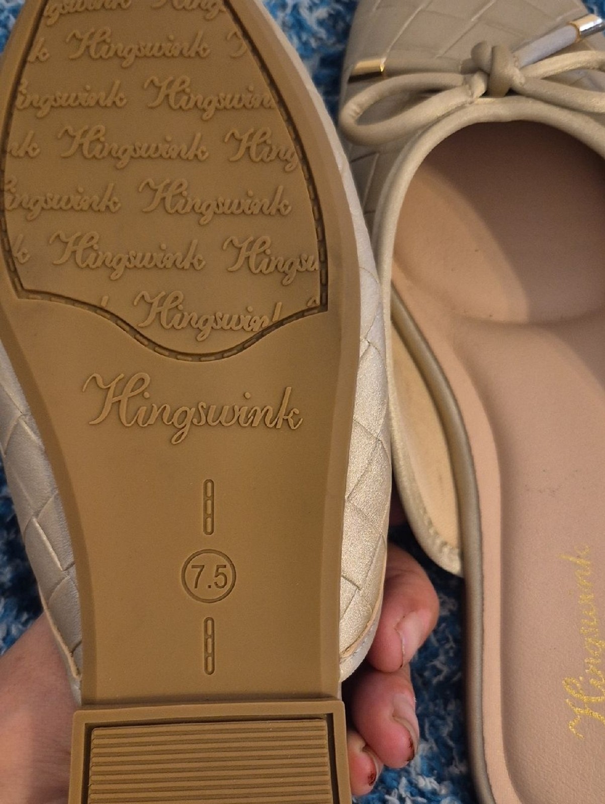 Women’s Quilted Bow Slip-On Flats in Light Pink Size 7.5