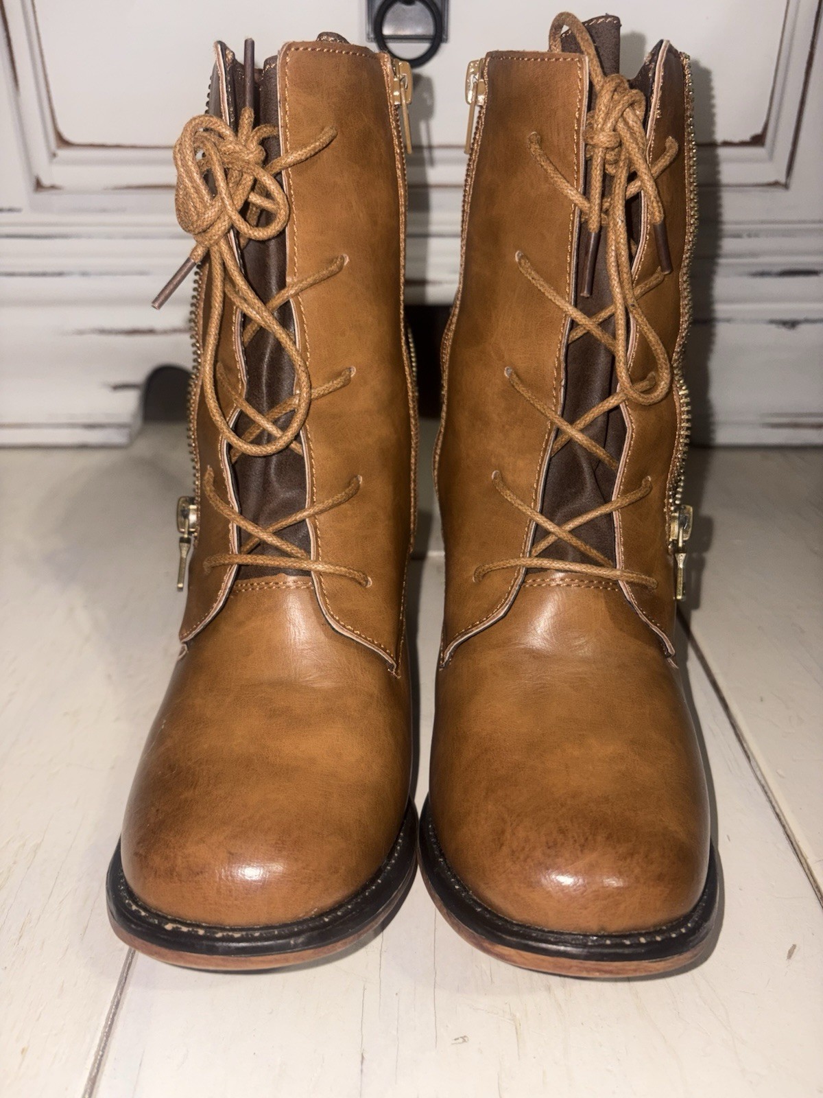 Pierre Dumas Ravenna Two-Tone Quilted Lace-Up Heeled Ankle Western Boots 10