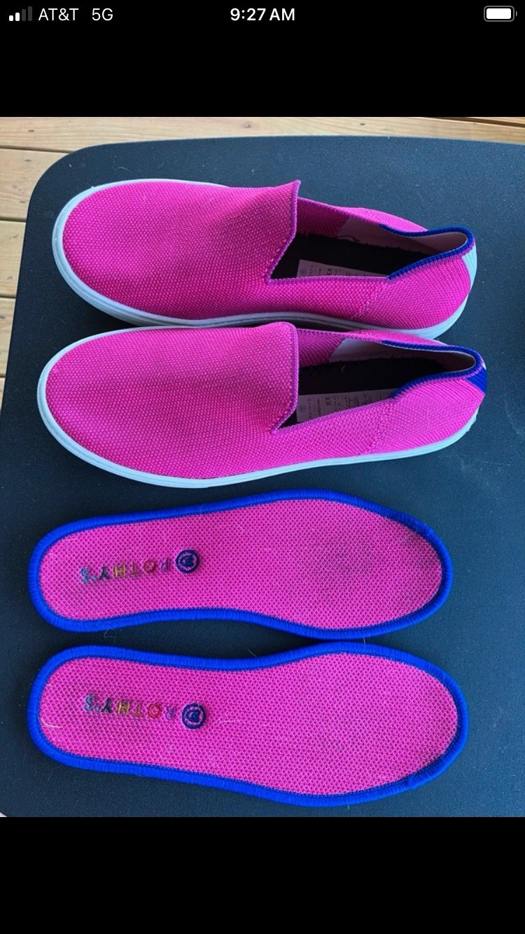 Rothy’s Pink Slip-On Flat Round Toe Teens US 4/womens 6