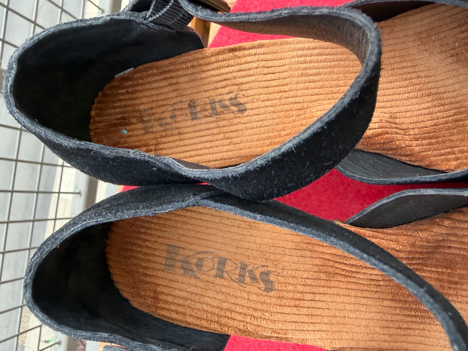 Korks Evah Clog Women’s Black Leather Platform Studded Comfortable Mary Janes 9M