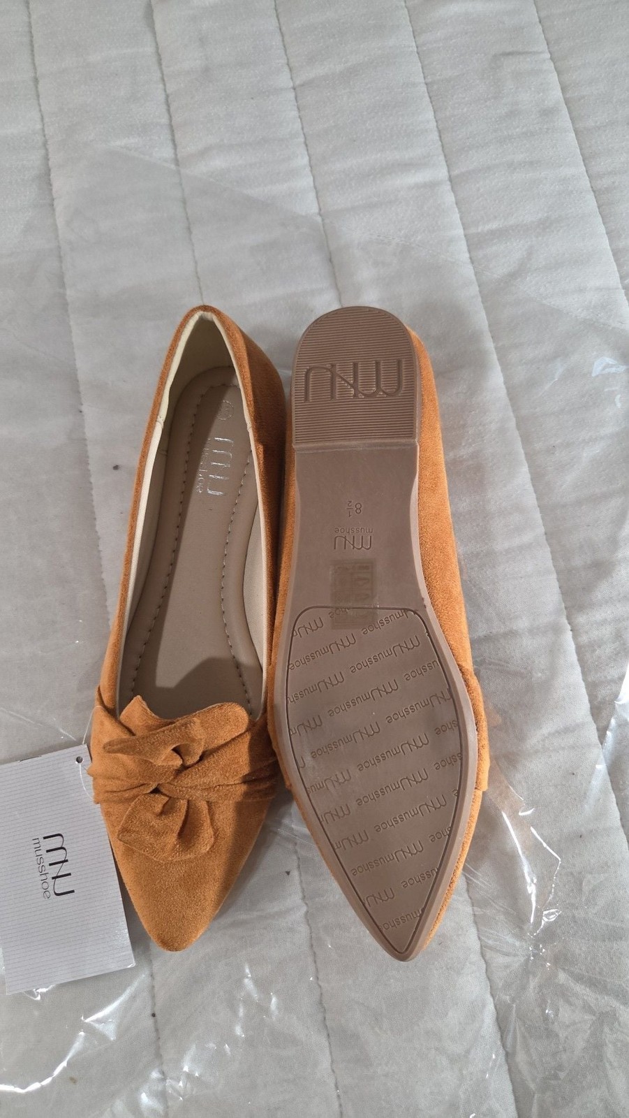 MUSSHOE Women’s Pointed Toe Bowknot Ballet Flats Shoes in Tan Suede