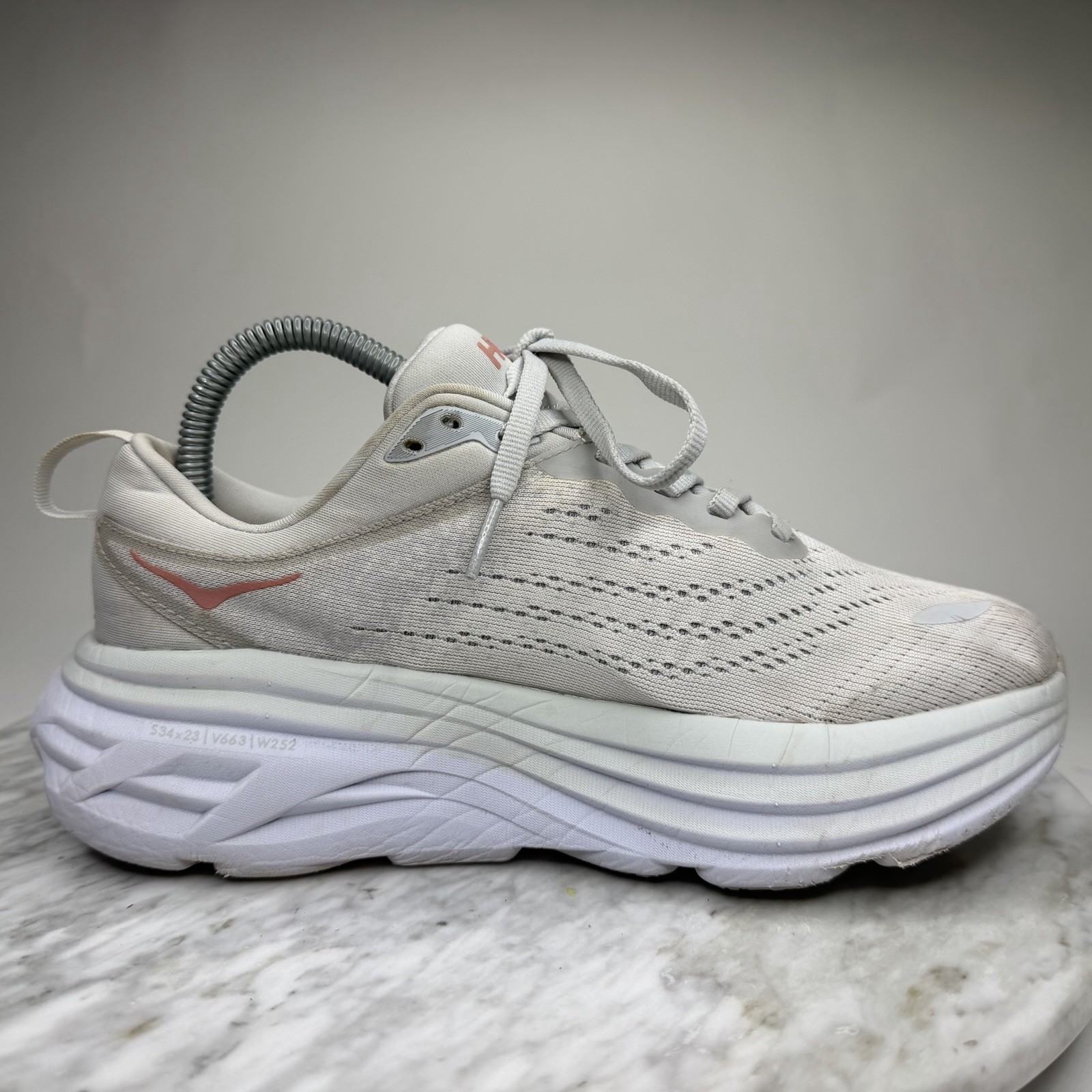 Hoka One One Bondi 8 Harbor Mist/Lunar Rock Running Shoe’s Women’s Size 6.5B