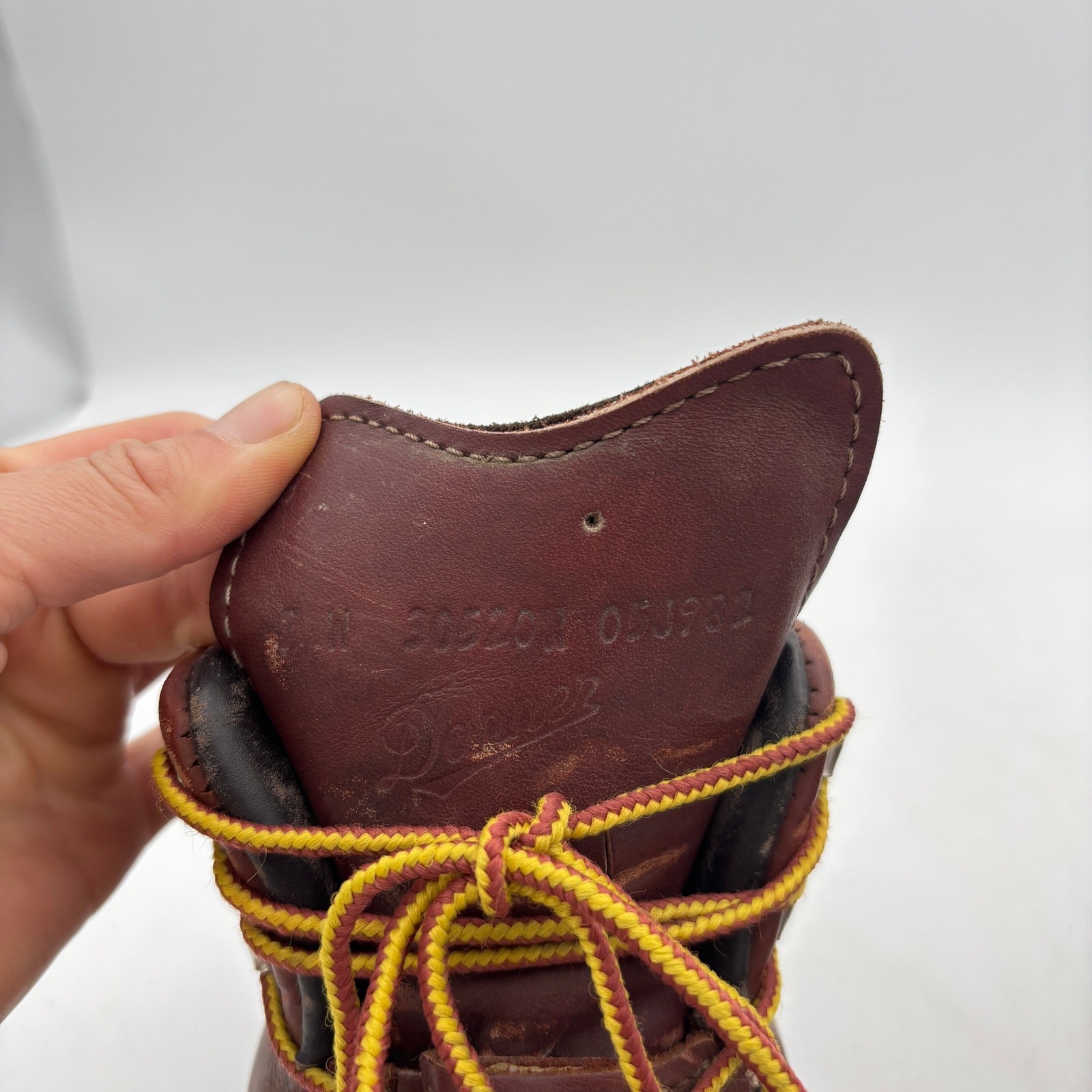 Vintage Danner 30520 Mountain Light Leather Hiking Boots Women’s 7 W Granola