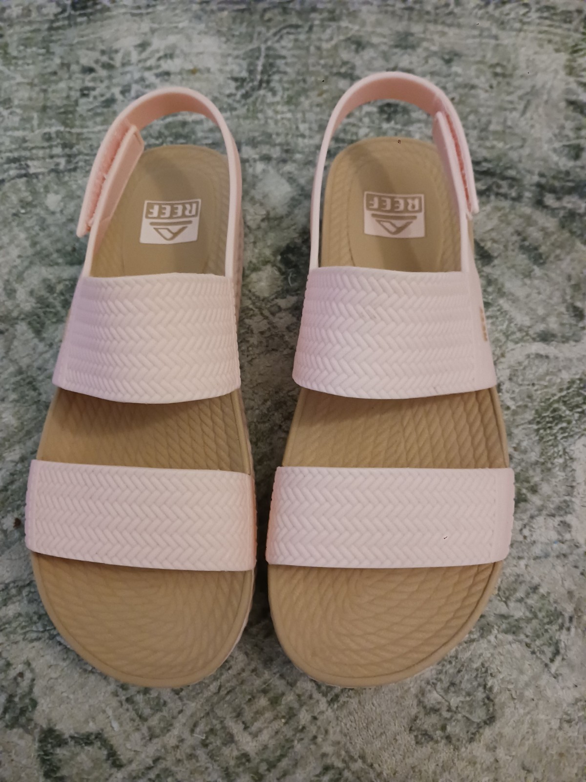 Reef women’s water vista sandals platform pink and Beige size 9 Preowned