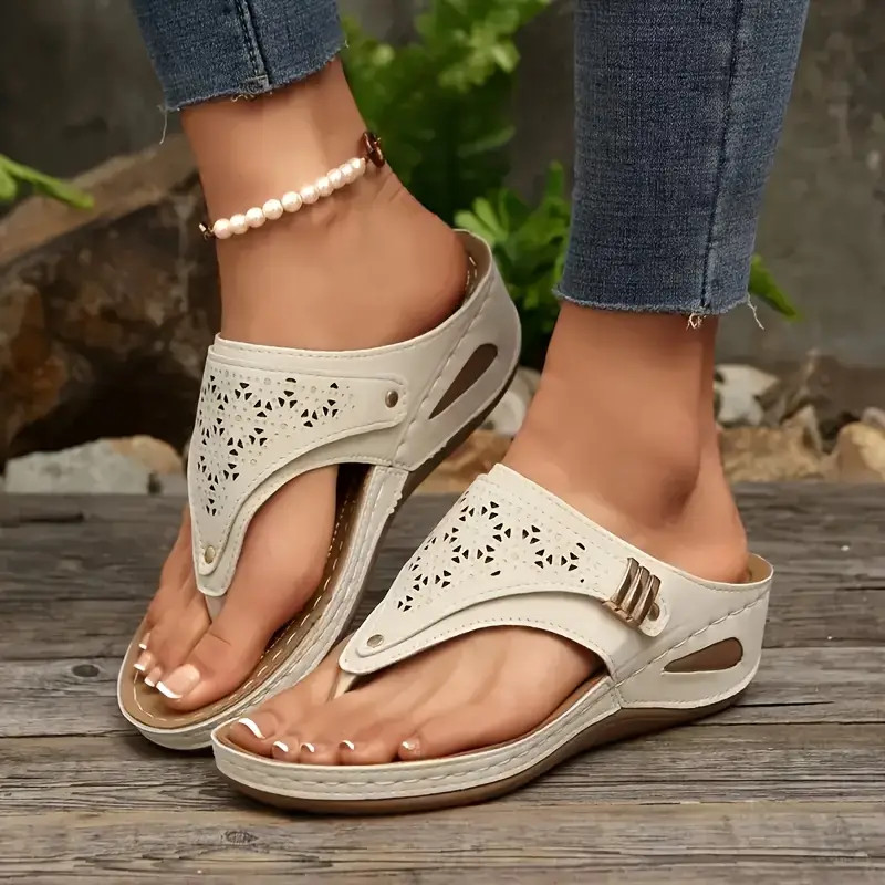 Slippers for Women Wearing Flip Flops for Summer, New Sandals for Women