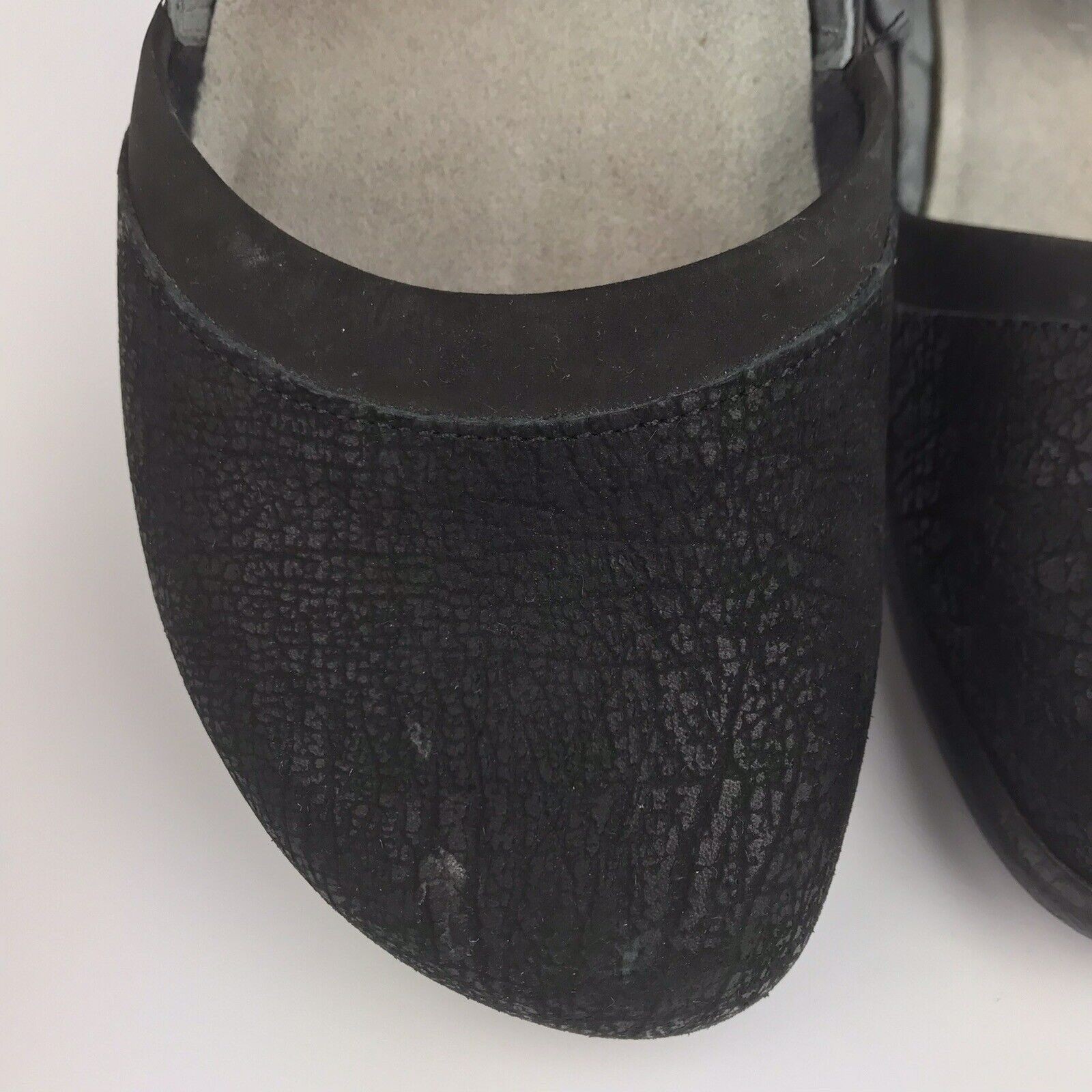 NAOT Kata Sandals Black Crackle Lace Up Ankle Strap Closed Toe Sz EU 37 US 6-6.5