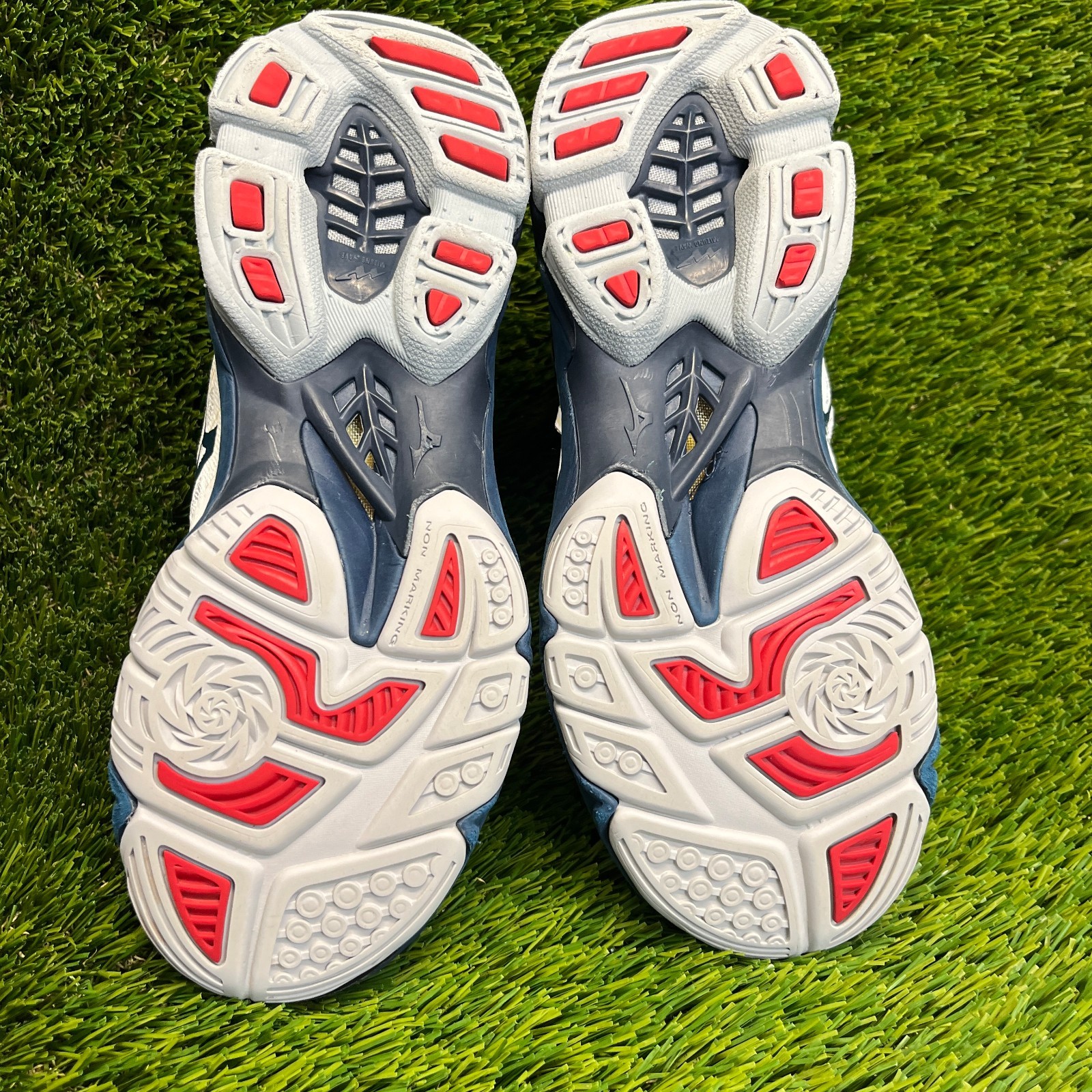 Mizuno Wave Lightning Z4 Stars Womens Size 6.5 White Navy Running Shoes Sneakers