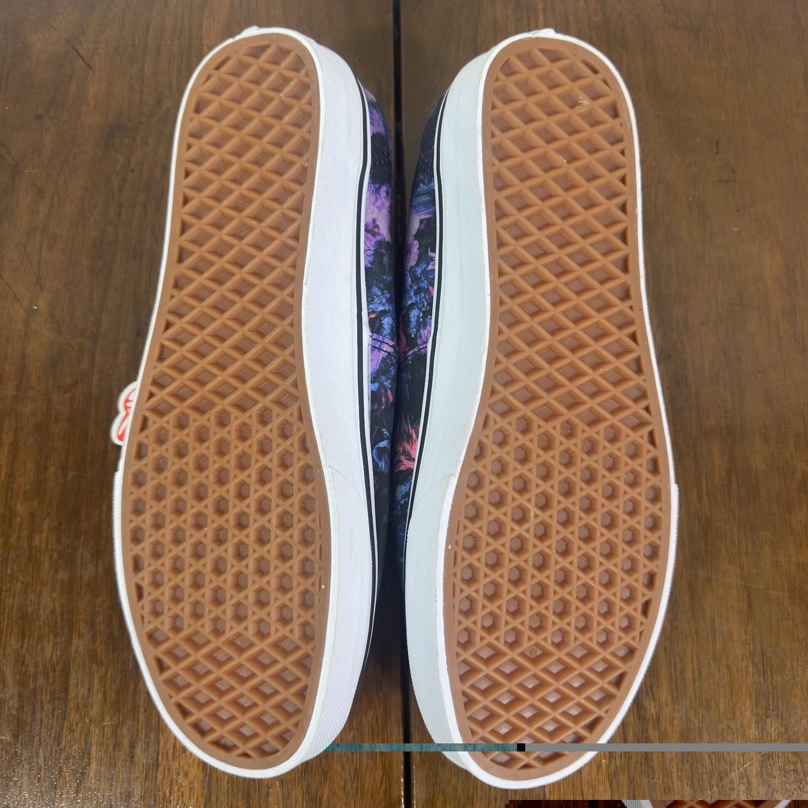 Vans Authentic Warped Floral Black canvas sneaker shoes Men’s 8.5 Women’s 10 NEW