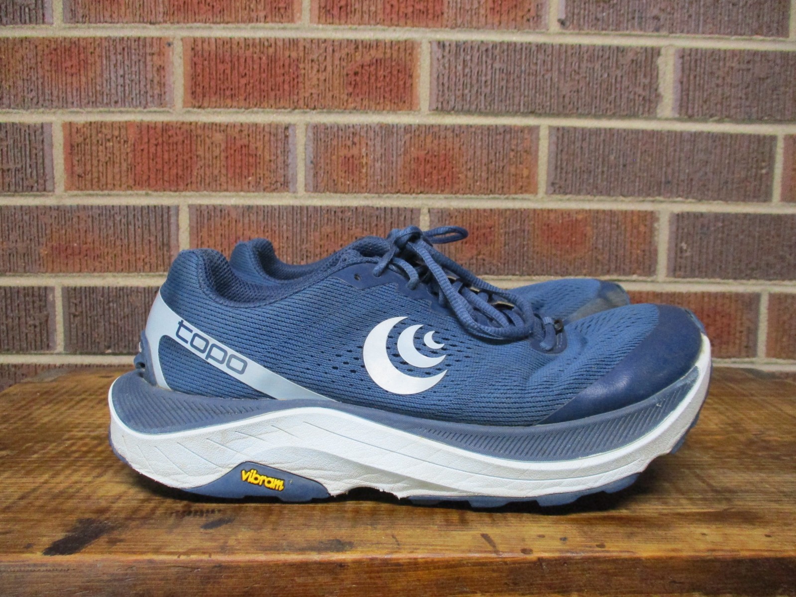 Topo Athletic Womens Ultraventure 3 Blue 5MM Drop Running Sneakers Shoes 8.5