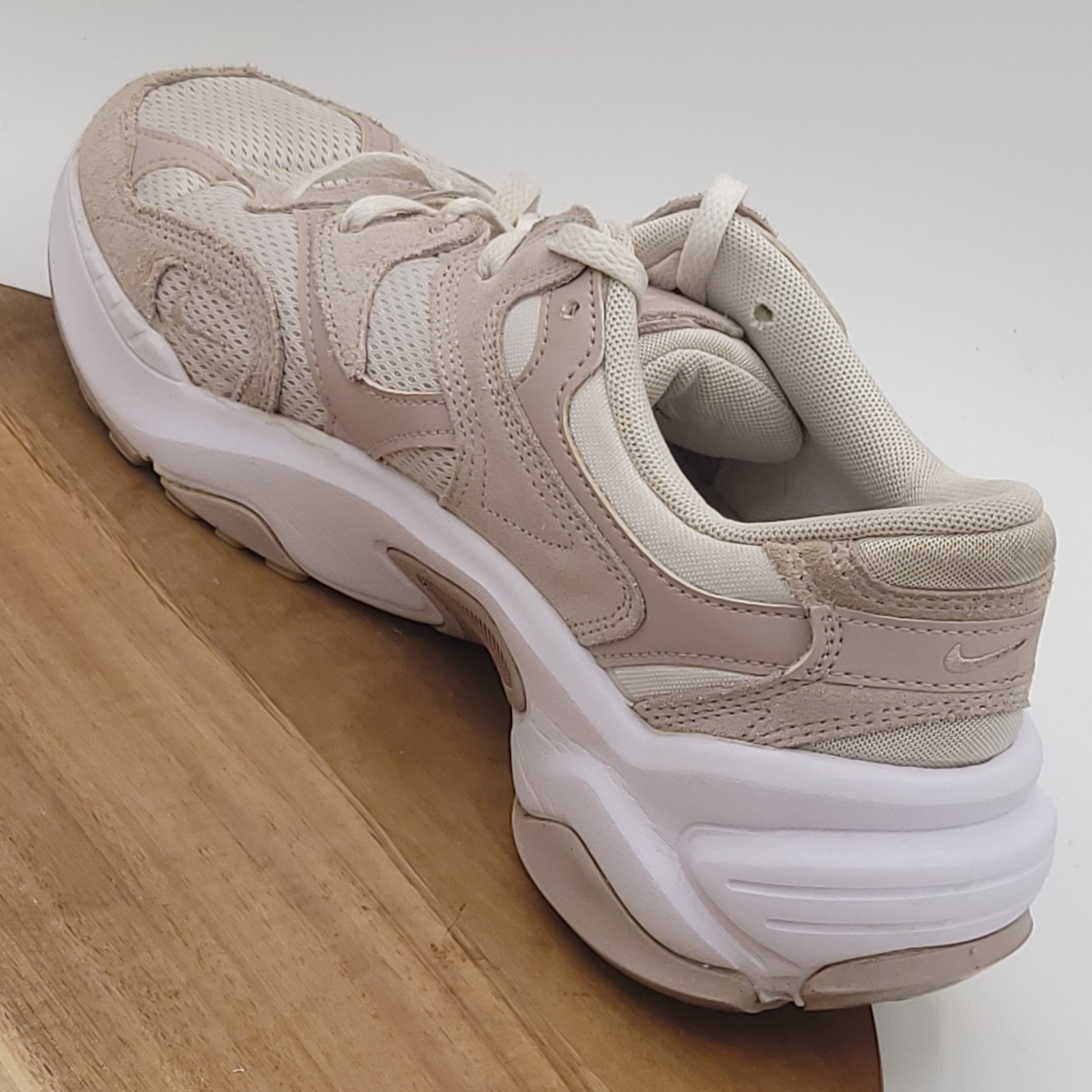 Nike AL8 Women’s Size 10 Platinum Violet Retro Lifestyle Sneakers FJ3794-001