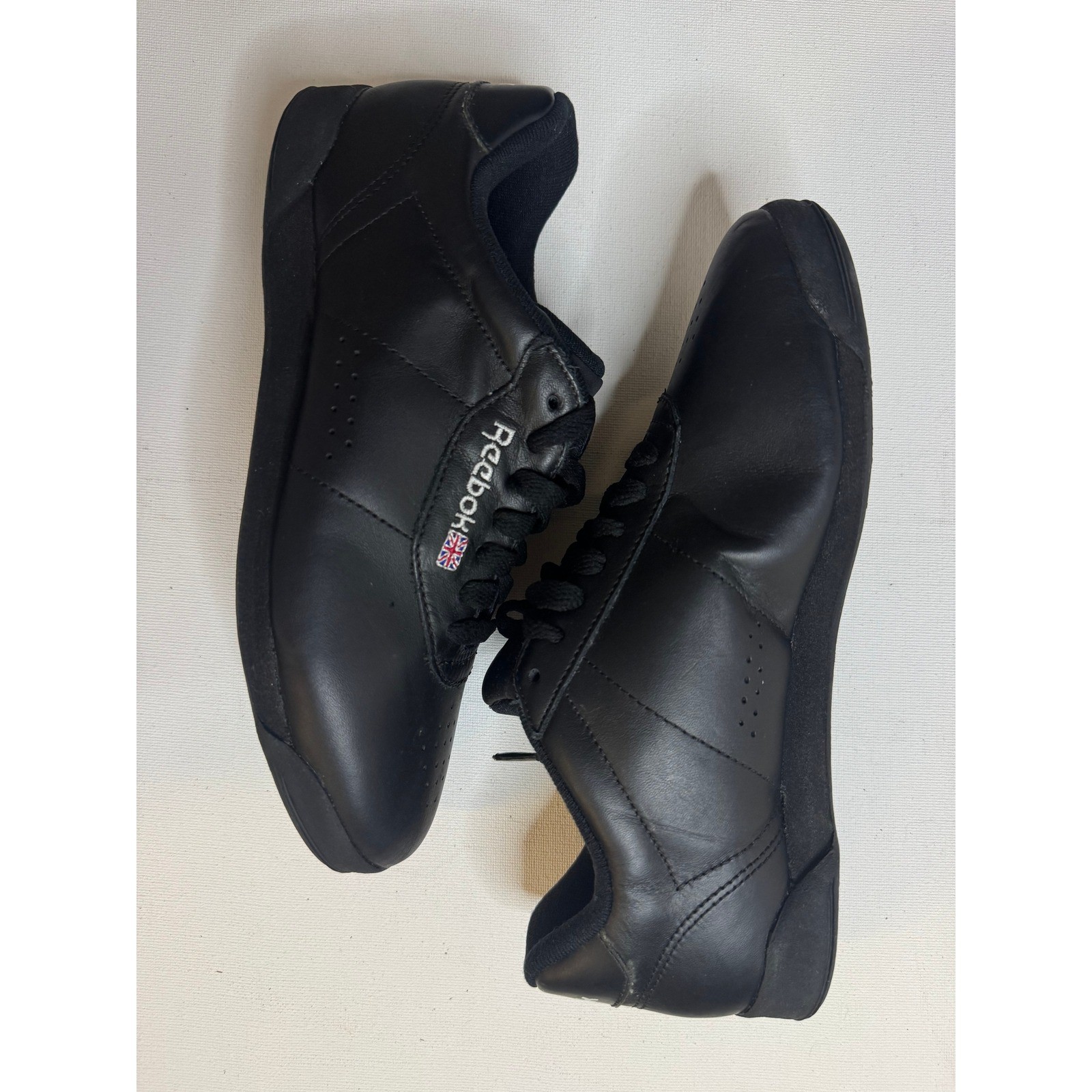 Vintage 1992 Reebok Princess Women’s Classic Sneakers Black Shoes Size 7.0 Med