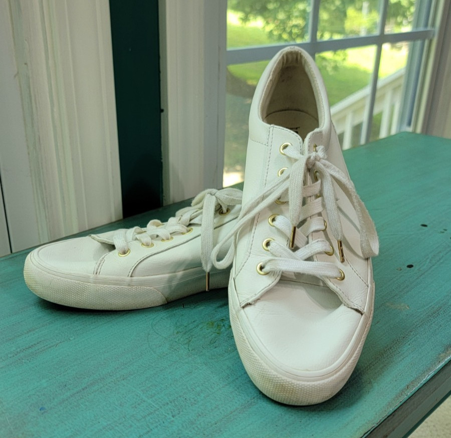 Keds Softerra Womens White & Gold Jump Kick Lace Up Sneakers US Size 11 WH6381
