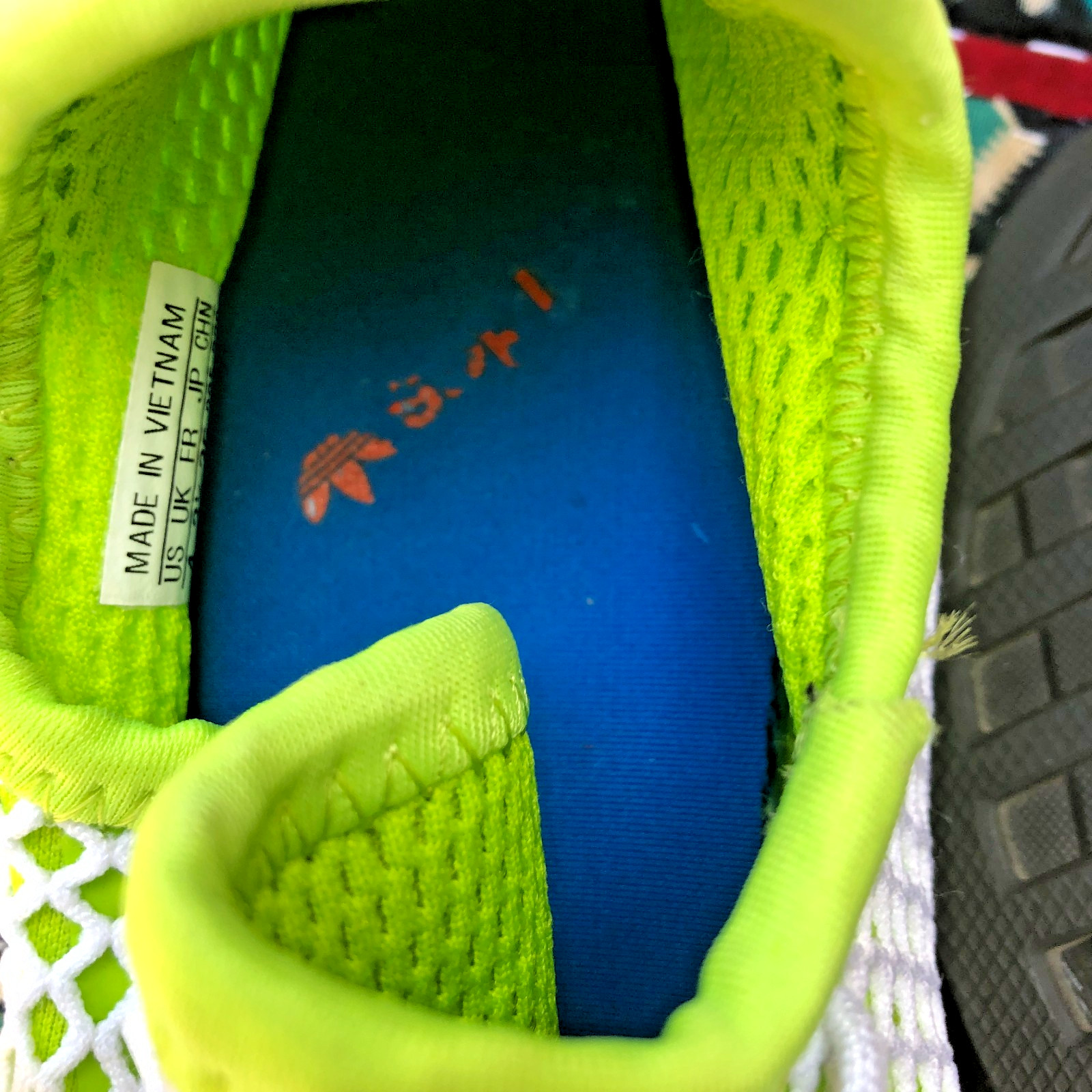 Adidas Deerupt Runner Women’s Size 4 Neon Green Mesh Sneakers (fits Youth 4.5–5