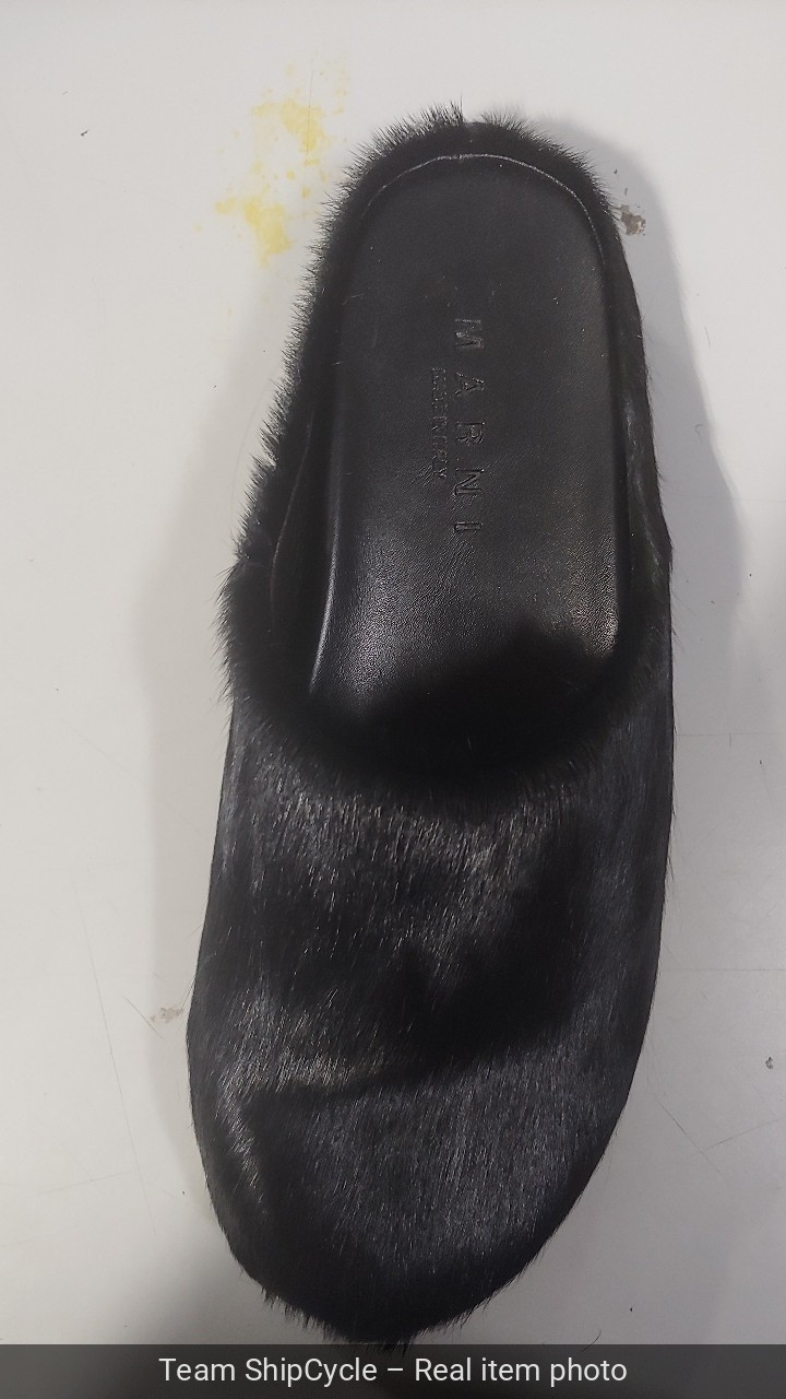 Marni Black long haircalfskin Fussbett sabot G2U