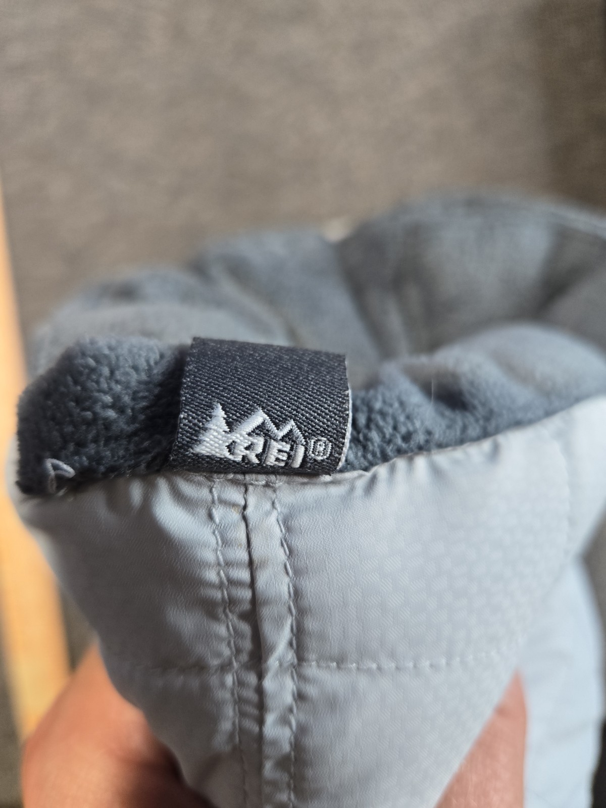 REI Duck Down Camping Booties Insulated Slippers Size M Unisex