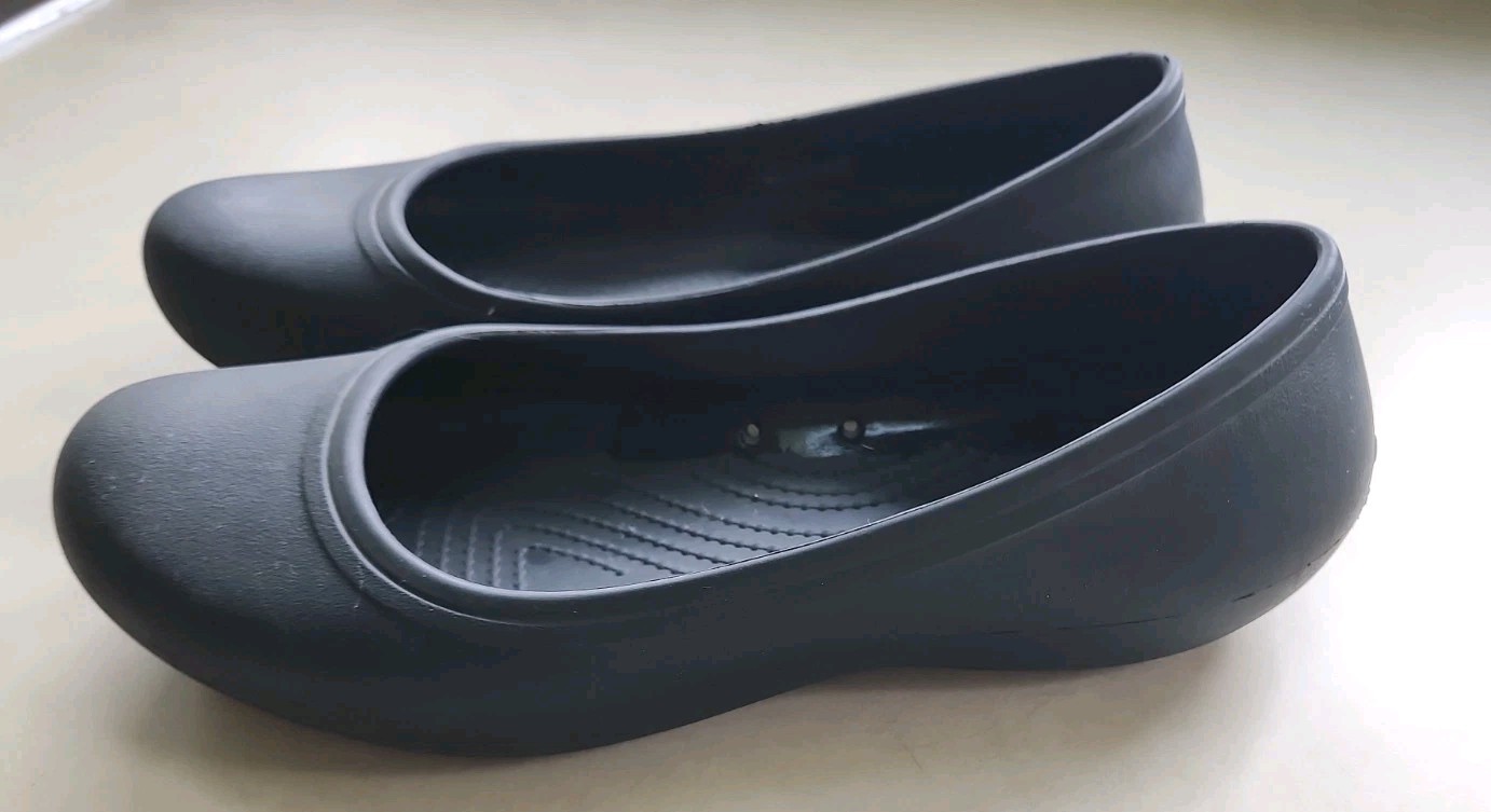 Crocs At Work Slip Resistant Ballet Flats Women 10 Black Rubber Slip On Shoe