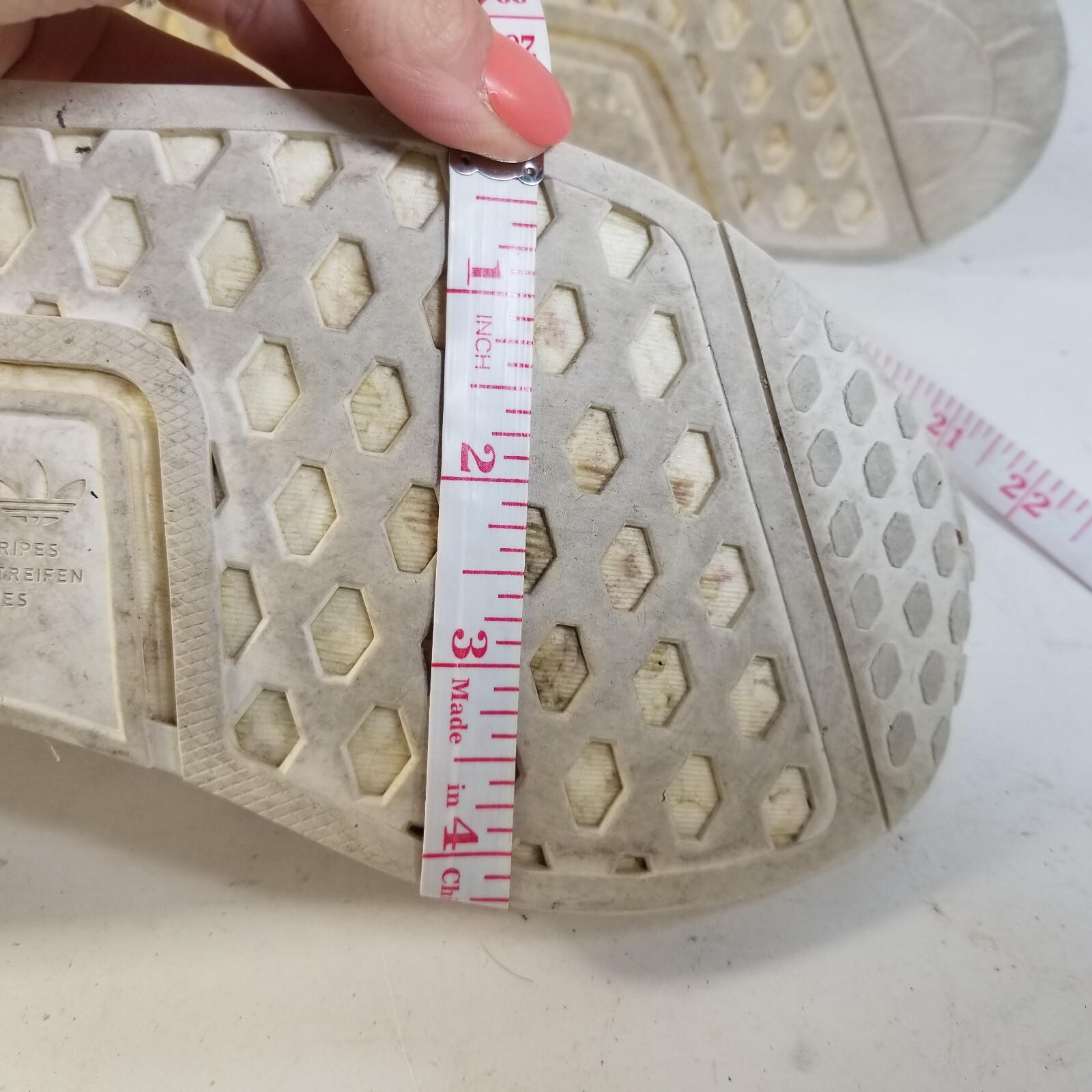 Adidas Originals Women’s NMD R1 Running Sneakers Size 8 US
