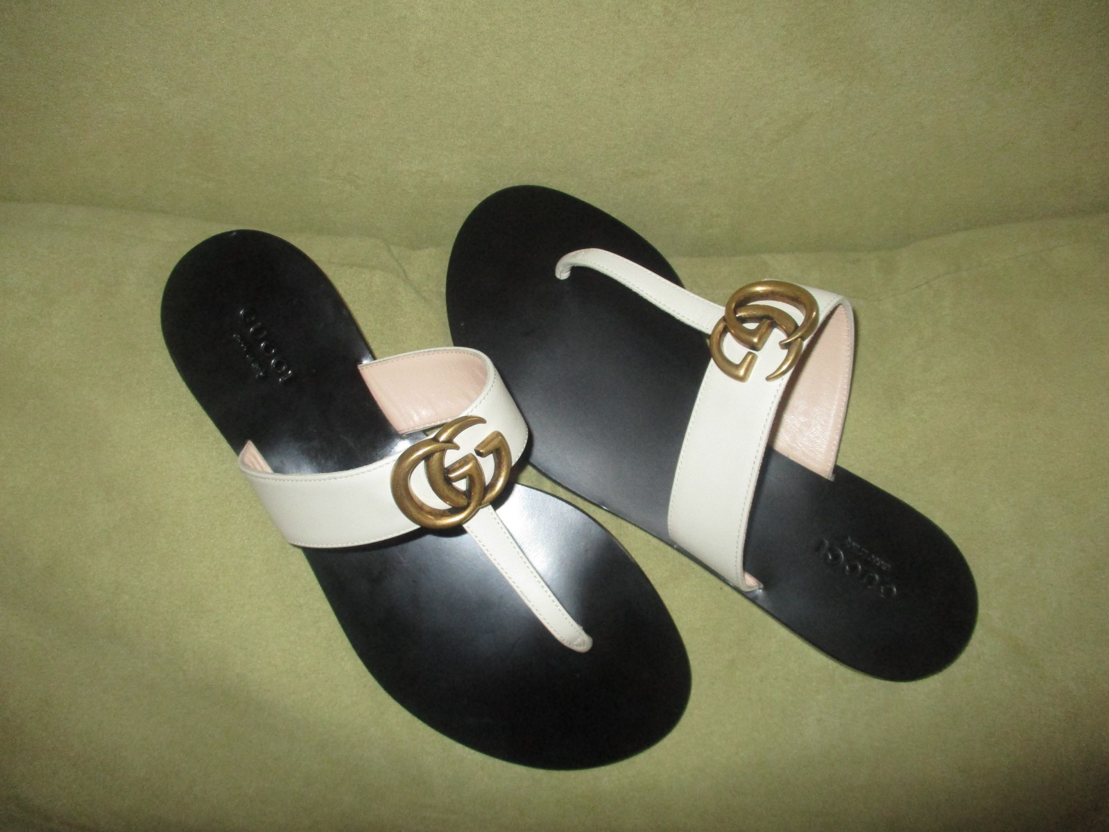 $680 Gucci Double GG Marmont T Strap Thong Slip On Sandals Cream 36.5 US 6.5 NEW