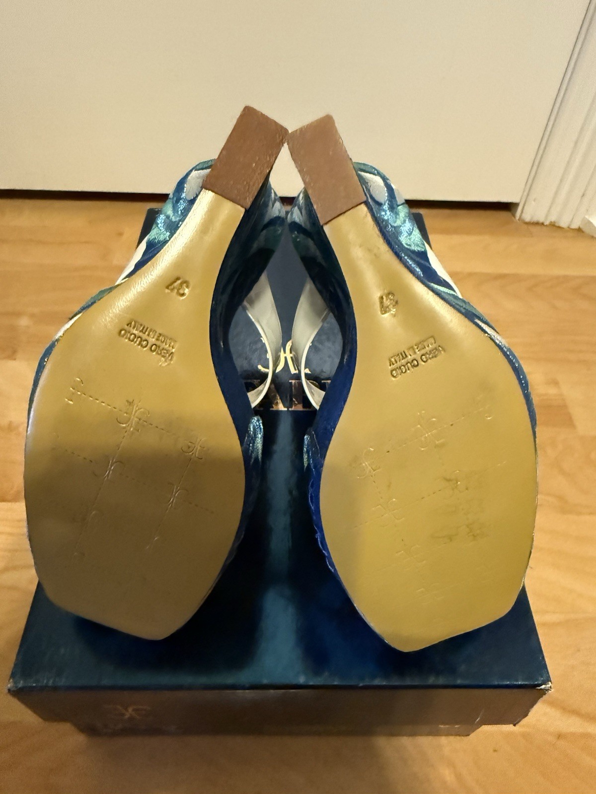 Fabi Patent Leather Italian Designer Sandals EUR 37 Stunning