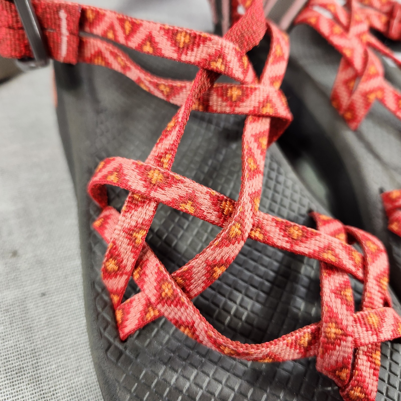 Chaco ZCloud X2 Botanic Spicy Orange Womens Size 8 Sandals Shoes Strappy
