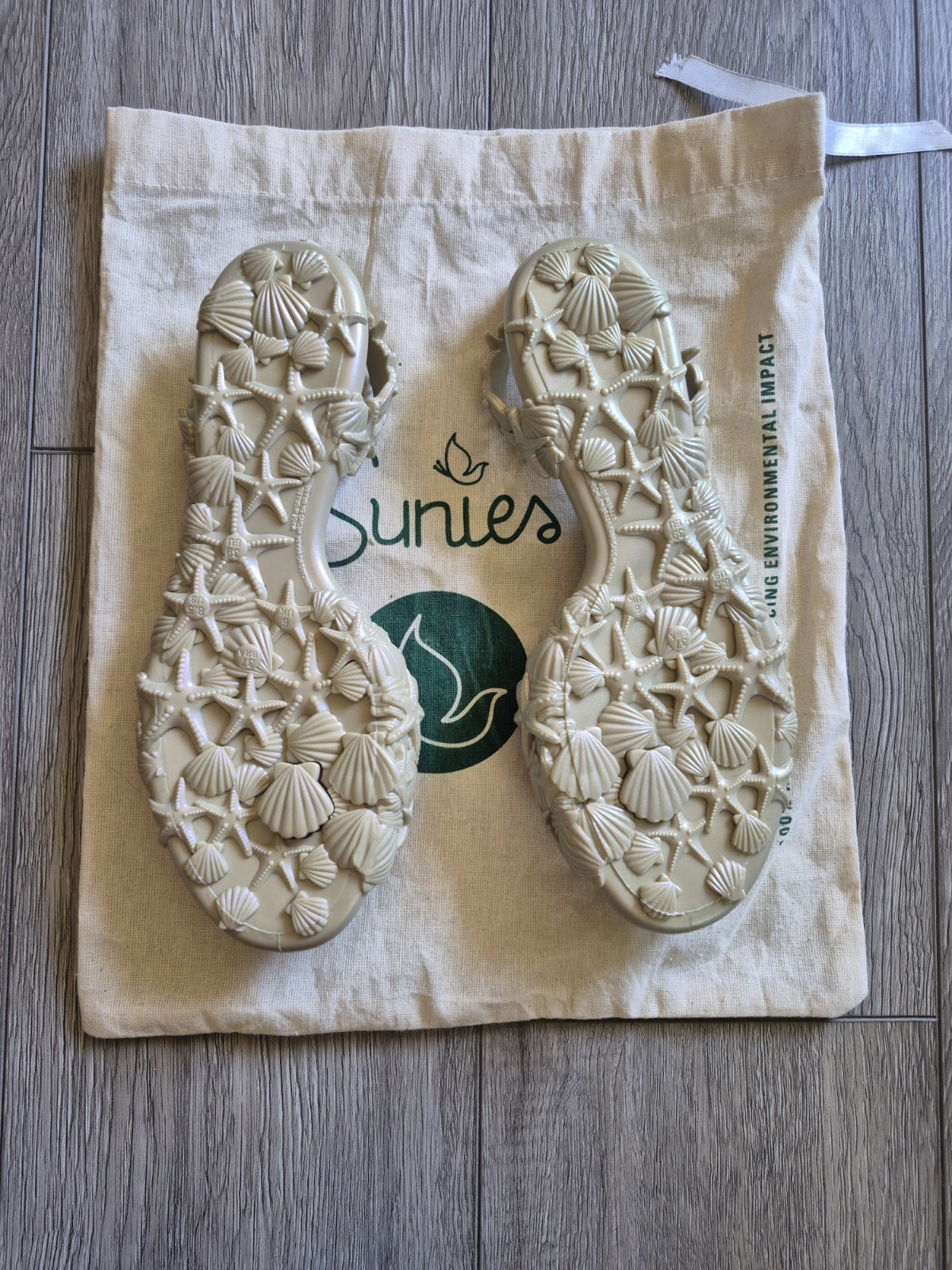 Sunies eco friendly Starfish Hawaii Women’s jelly rubber sandals size 8.5