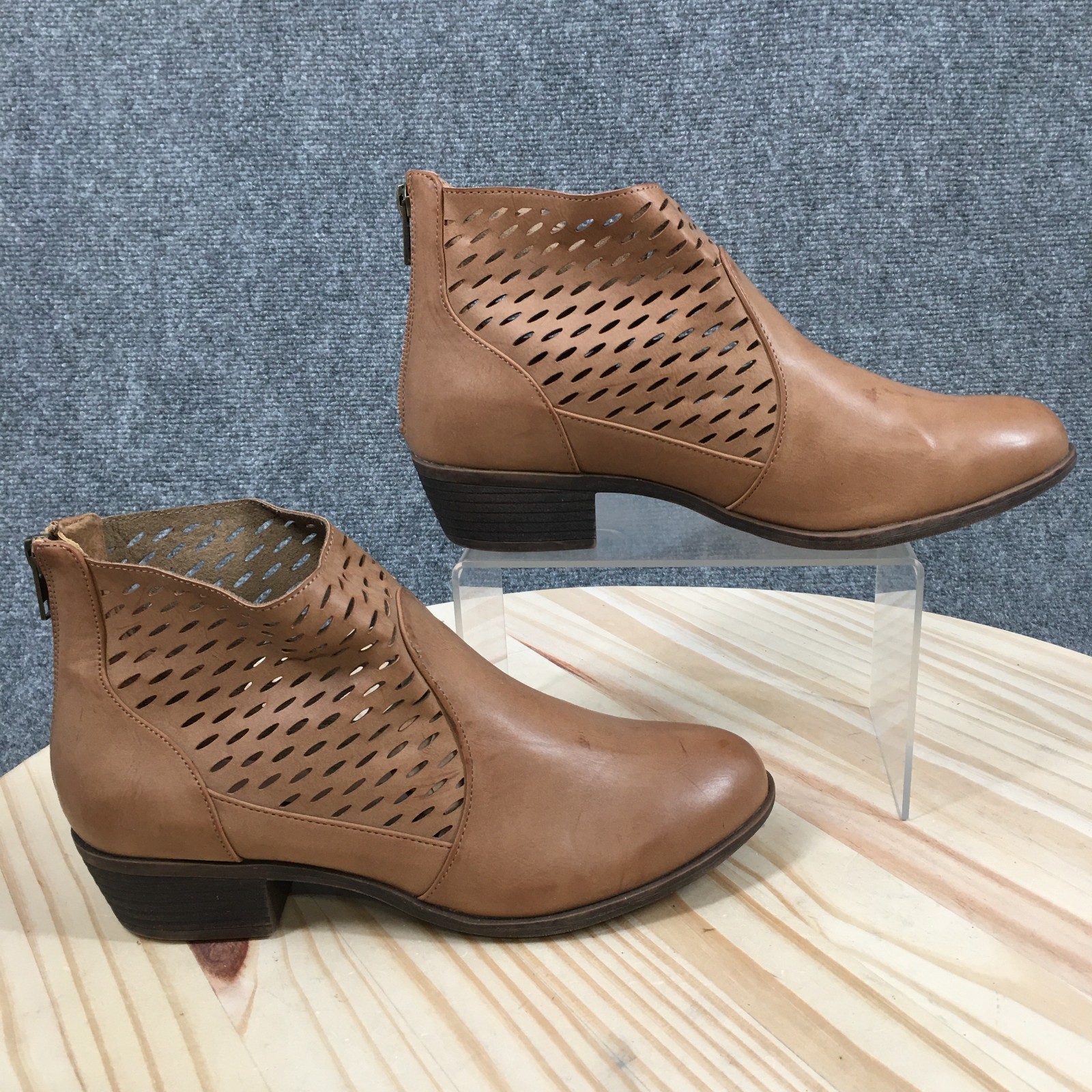 Zigi Soho Ajay Boots Womens 9 Ankle Bootie Cut-Out Block Heels Comfort Brown