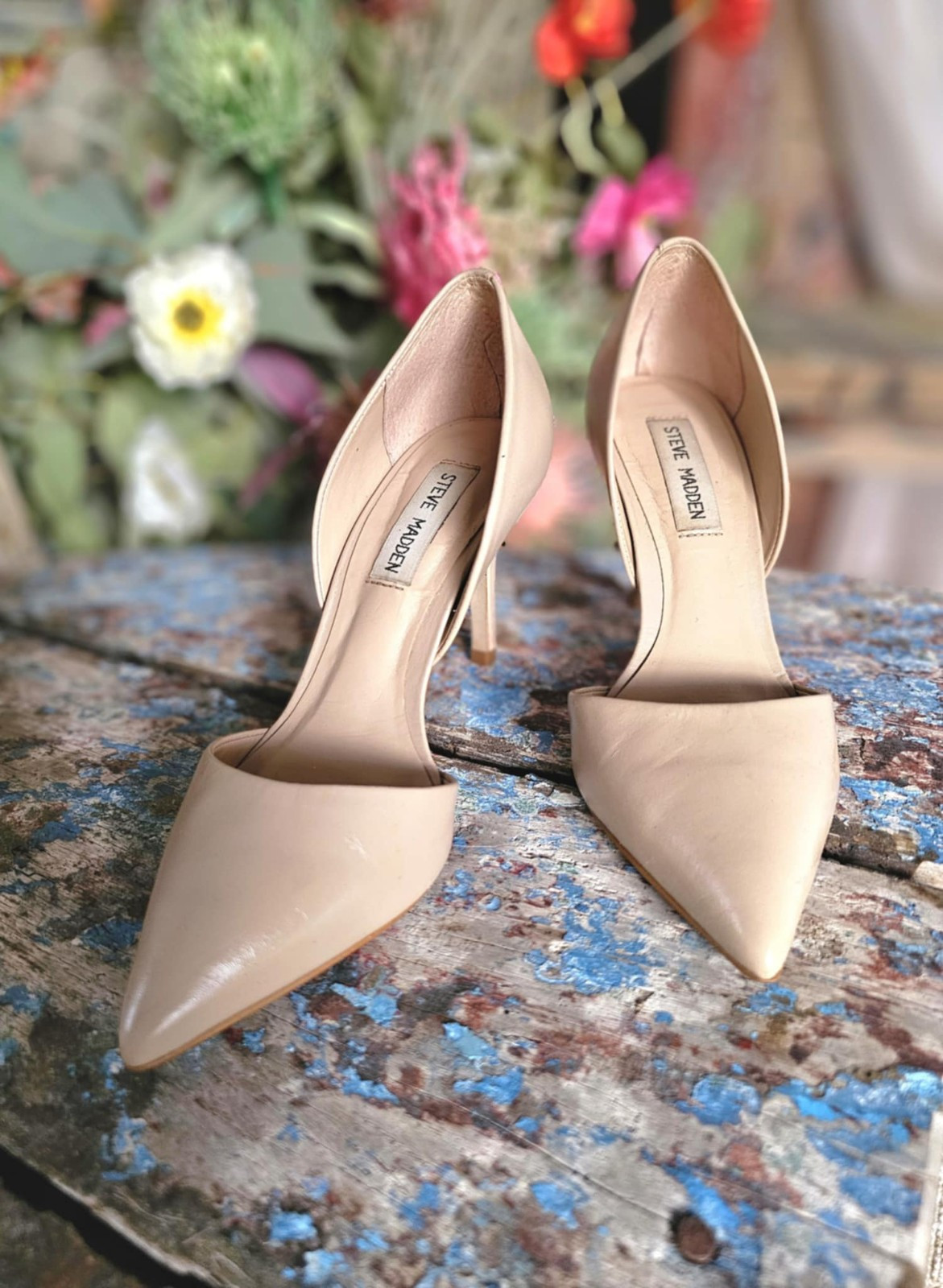 STEVE MADDEN Nude Beige Stilletto Closed Pointed Toe Heels Pumps SIZE AU 6.5 EUC