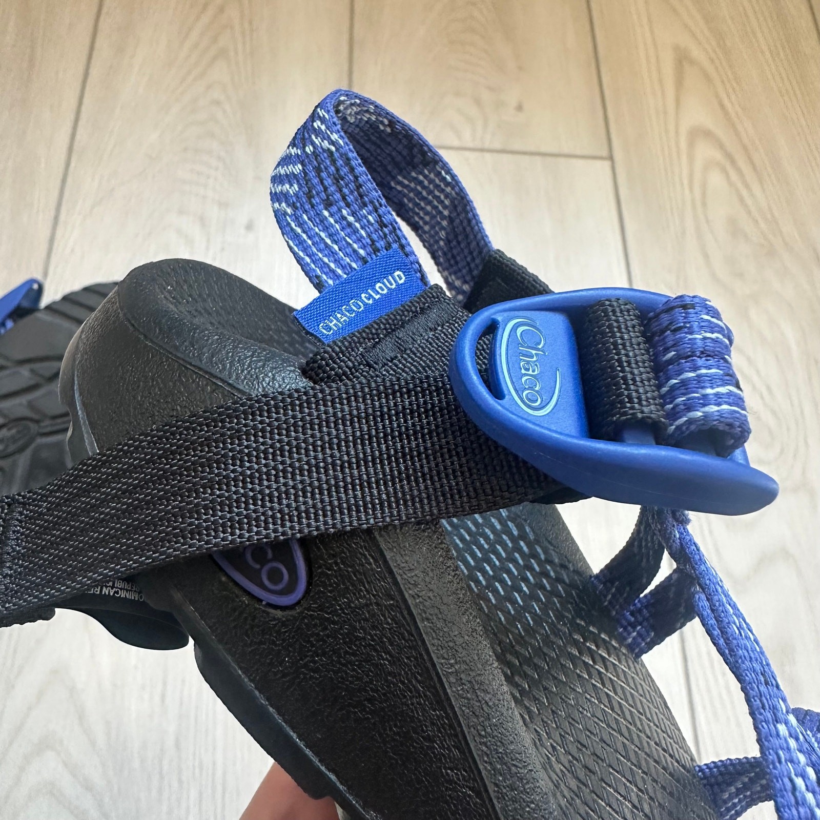 Chaco Z Cloud X2 Overhaul Blue slip resistant adjustable water sandals women’s 6