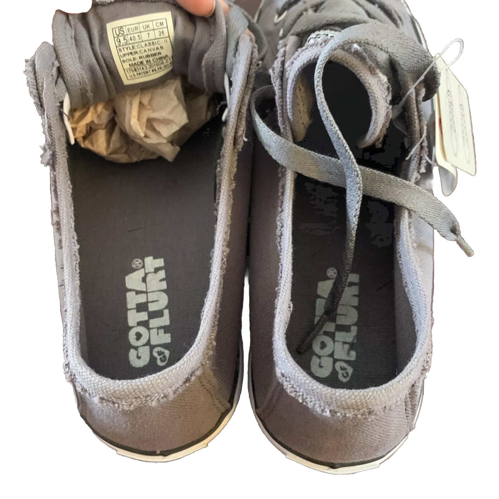Gotta Flurt Women’s Size 9.5 Grey &White Solid Color Cap Toe New Sneakers