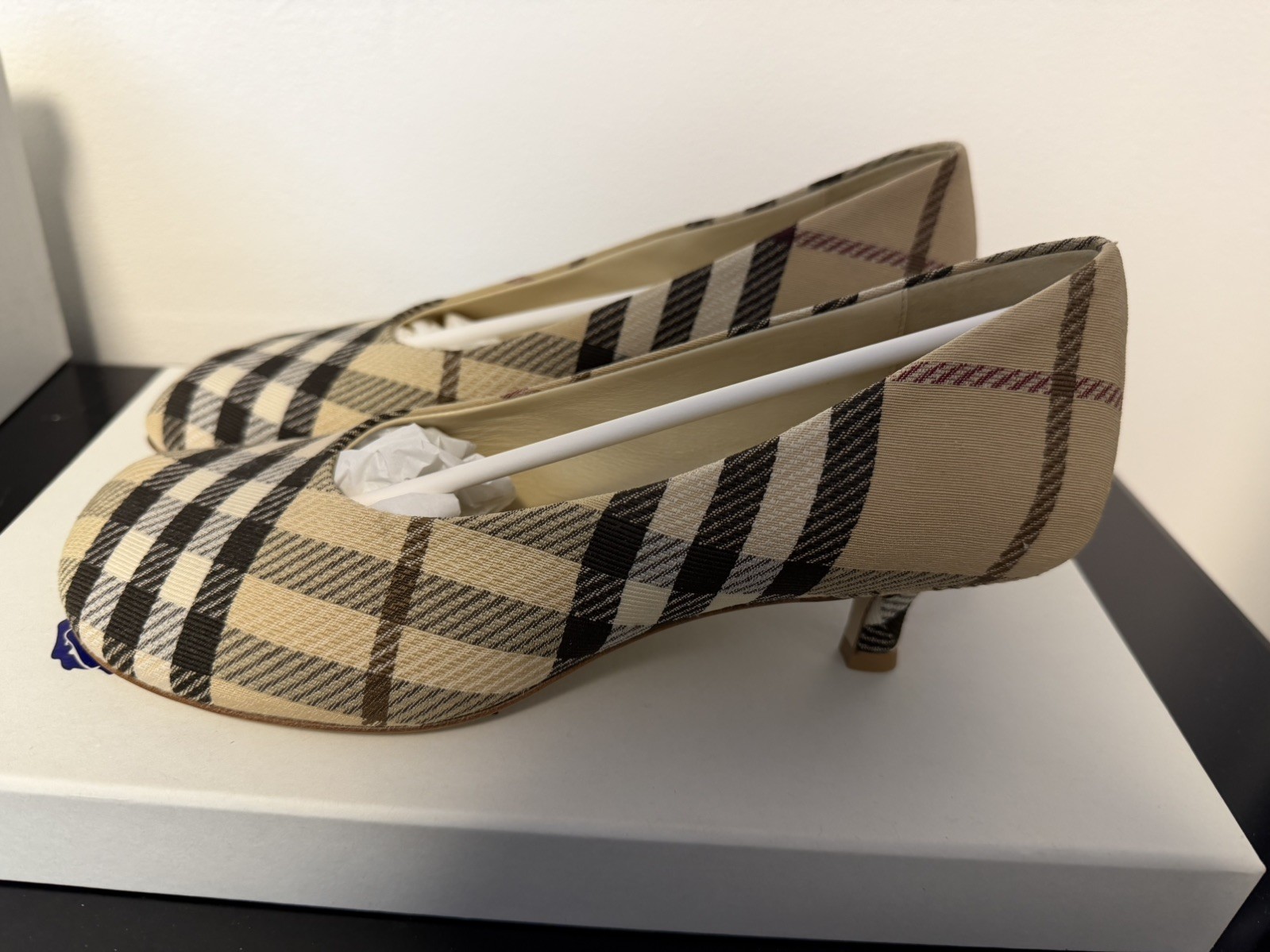 NIB BURBERRY $890 NOVA CHECK BABY PUMP SHOE/Sz 6.0 (36.0)