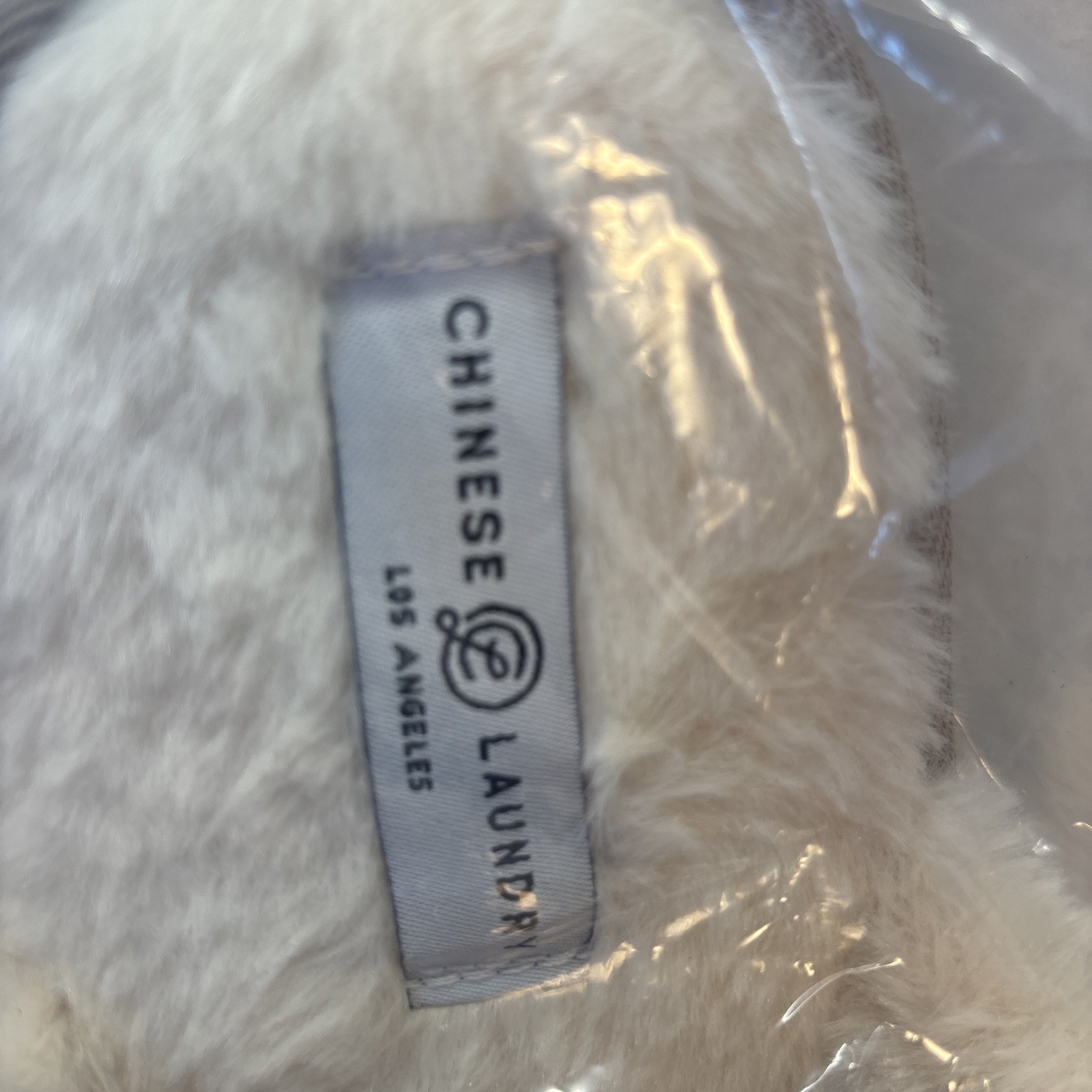 Chinese Laundry Slippers Size M/L