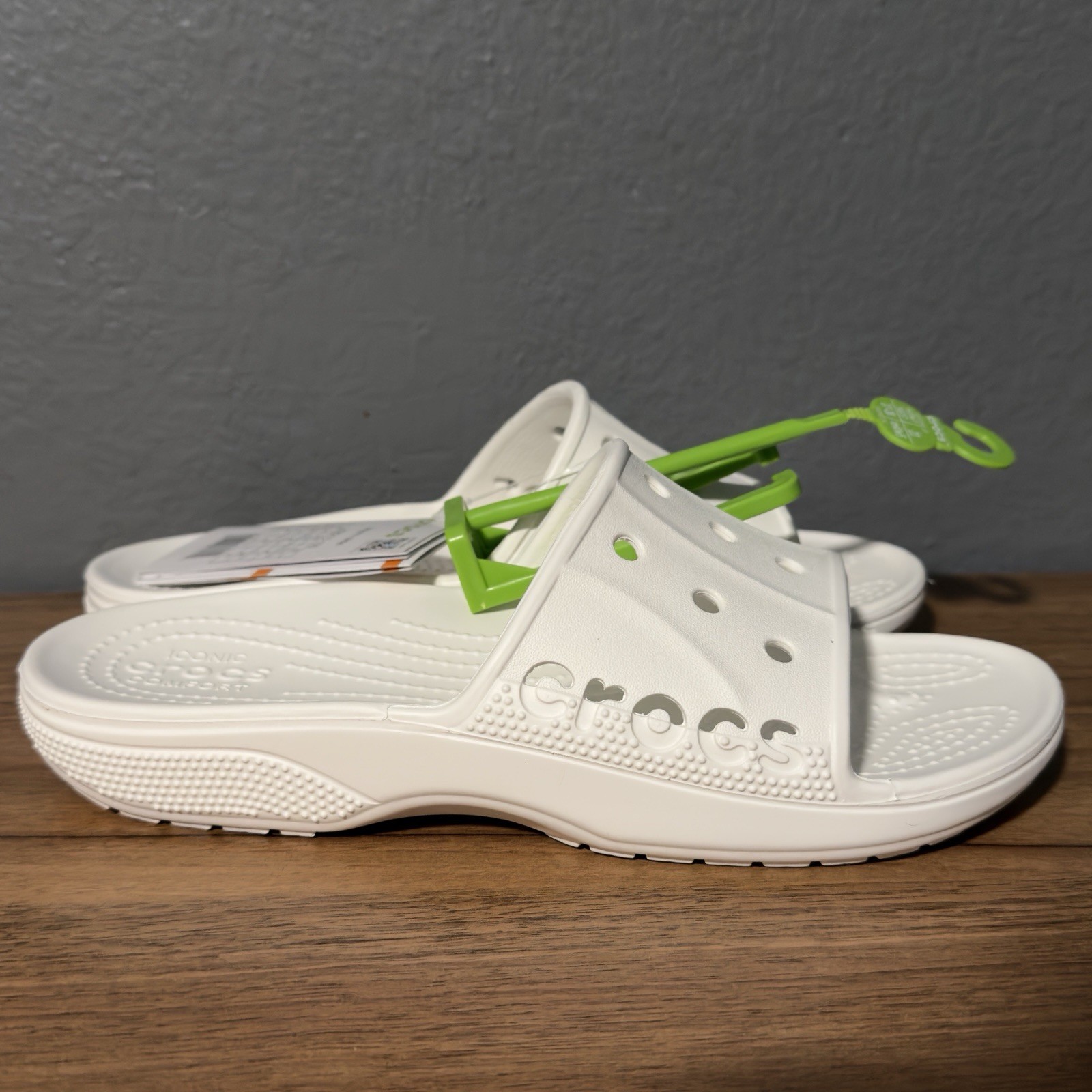 Crocs Adult Baya II Slide Sandals White US Women’s Size 7 New with Tags