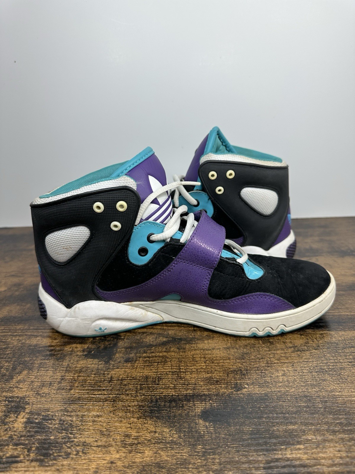 Adidas Women’s Sneakers Shoes Hi-Top Size 7.5 G48492 Black/Purple/Teal