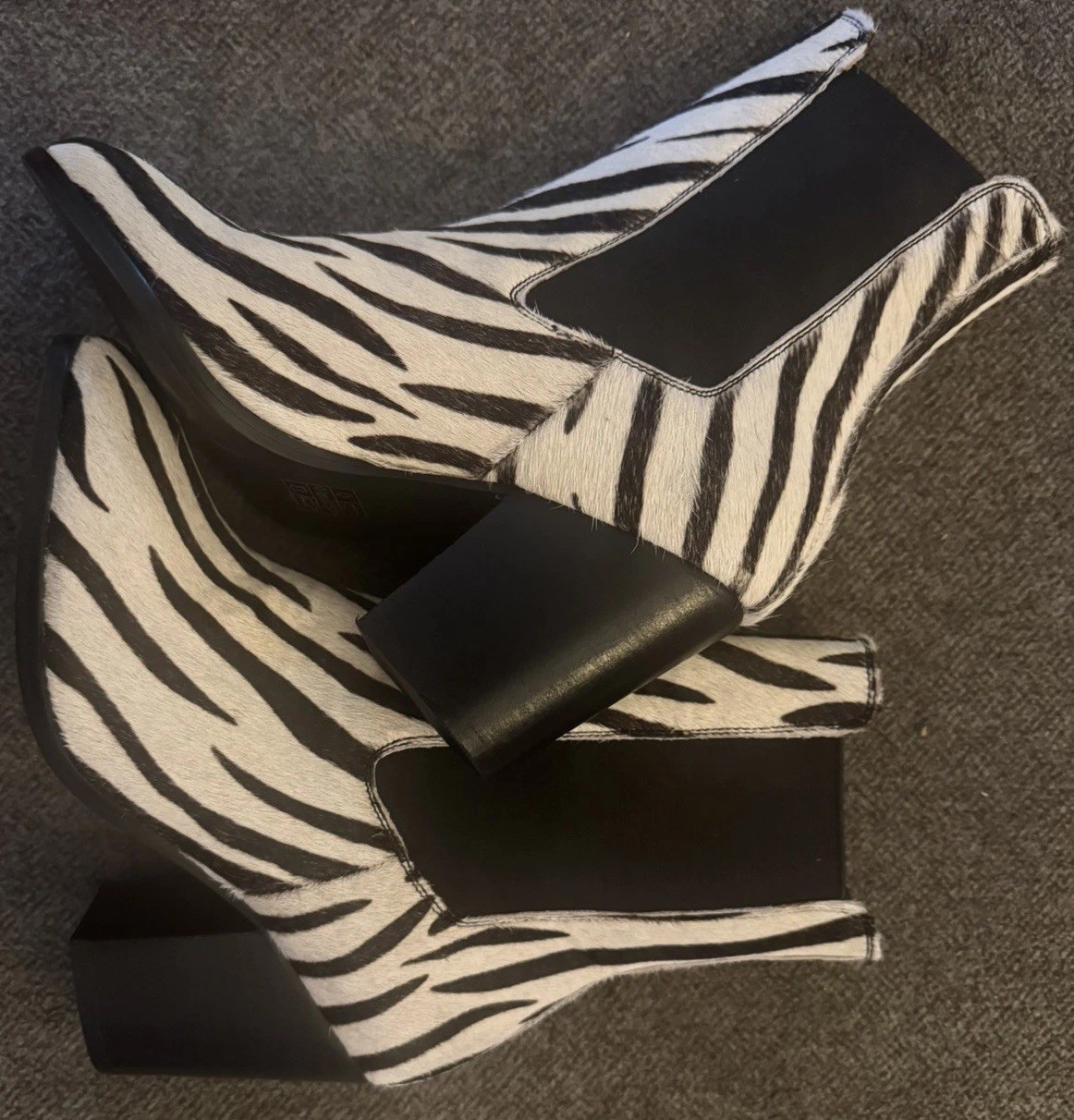 Y2K Soles Zebra Haircalf Chelsea Ankle Boots Women’s 7 Chunky Block Heel Vintage