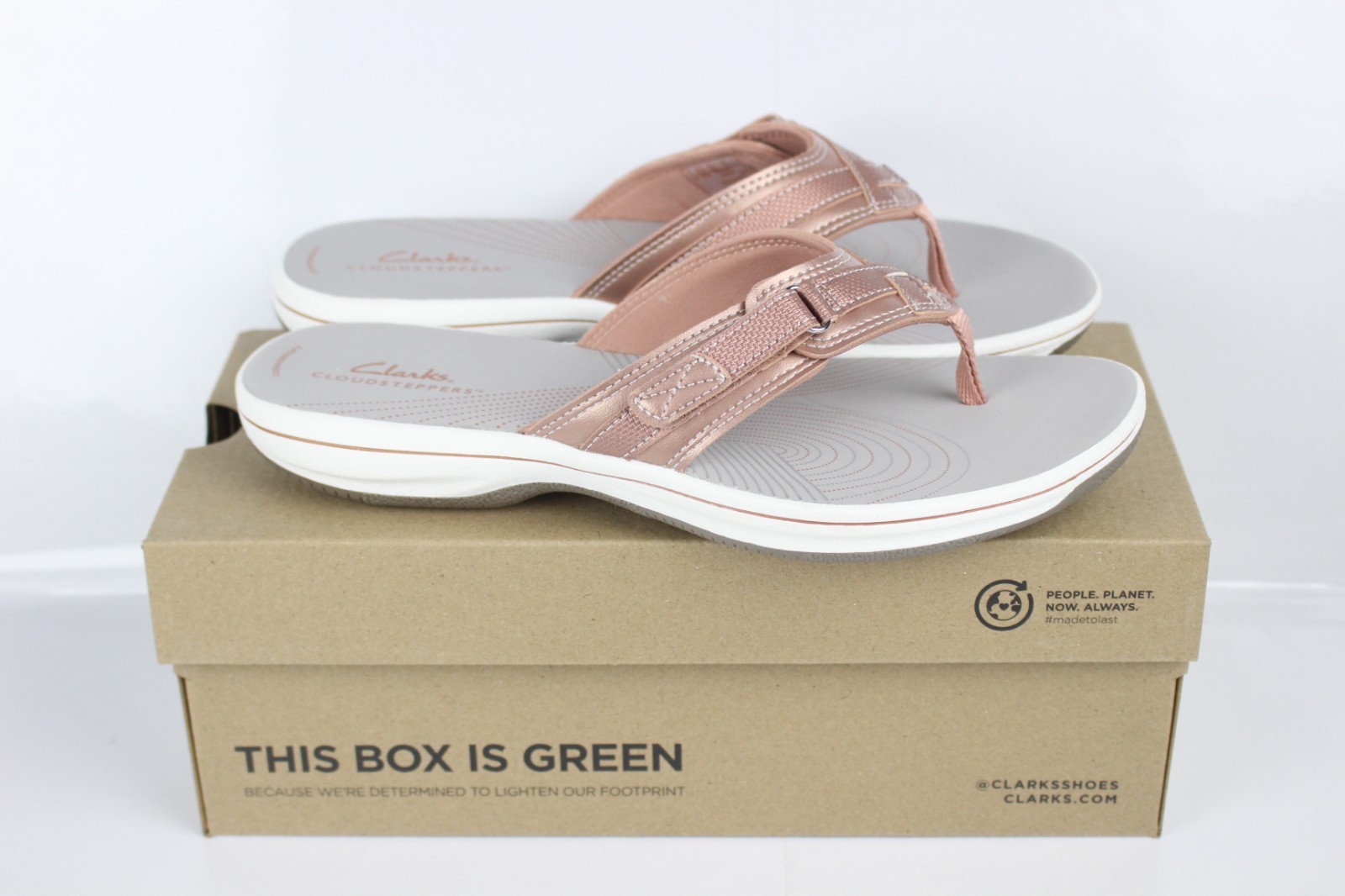 Clarks Women’s Breeze Sea Flip Flops Sandals Cloudsteppers Rose Gold