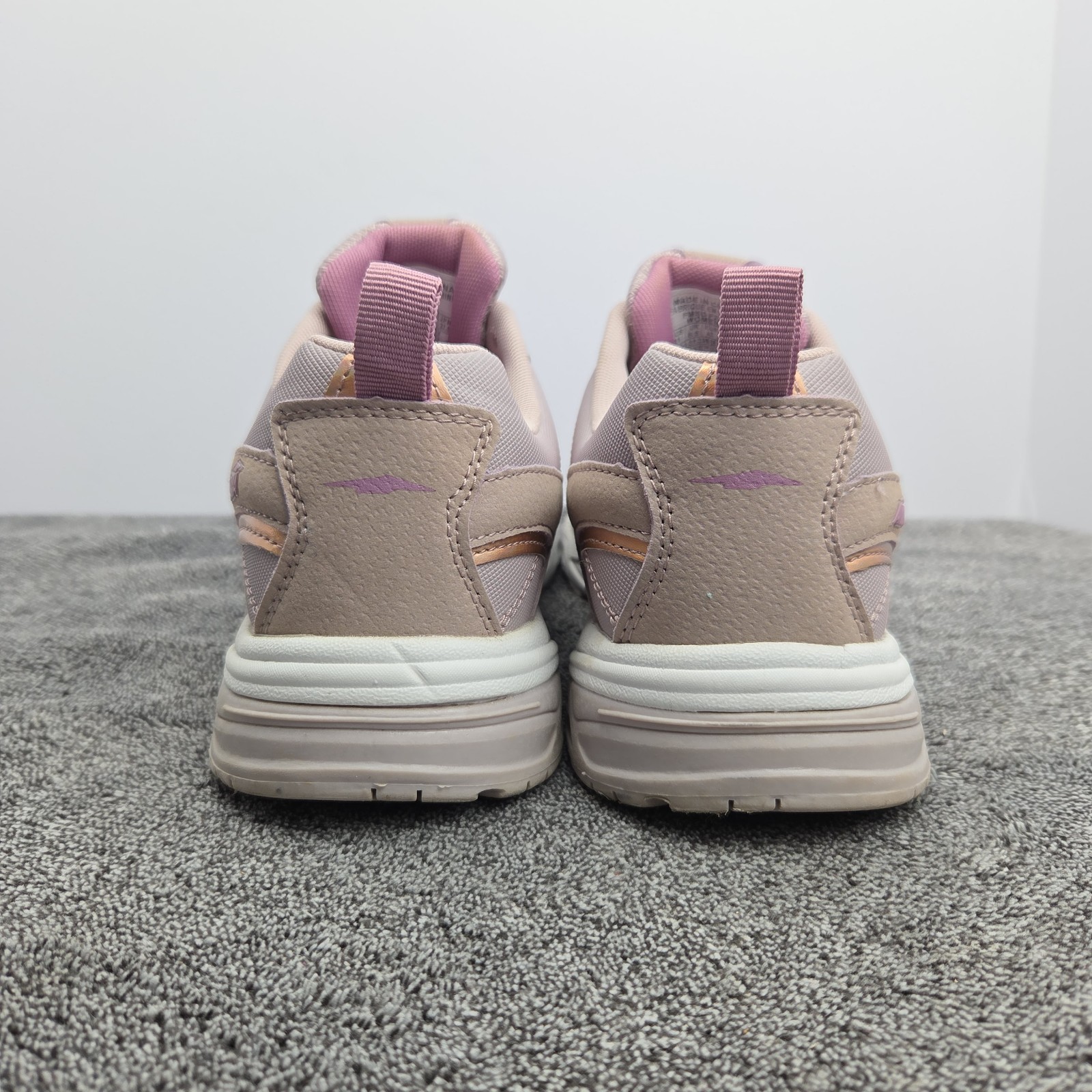 Avia AVI-Verge Womens 11 Memory Foam Cross Training Walking Gym Sneakers