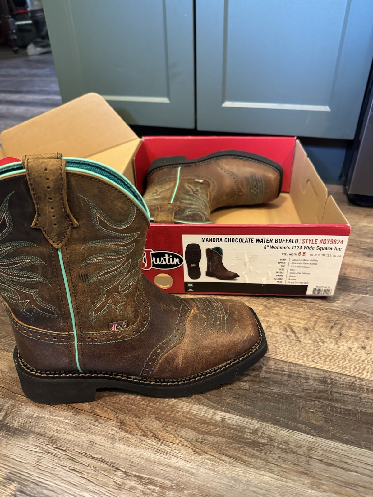 Justin Mandra Chocolate Water Buffalo 8” Boots Square Toe GY9624 6B