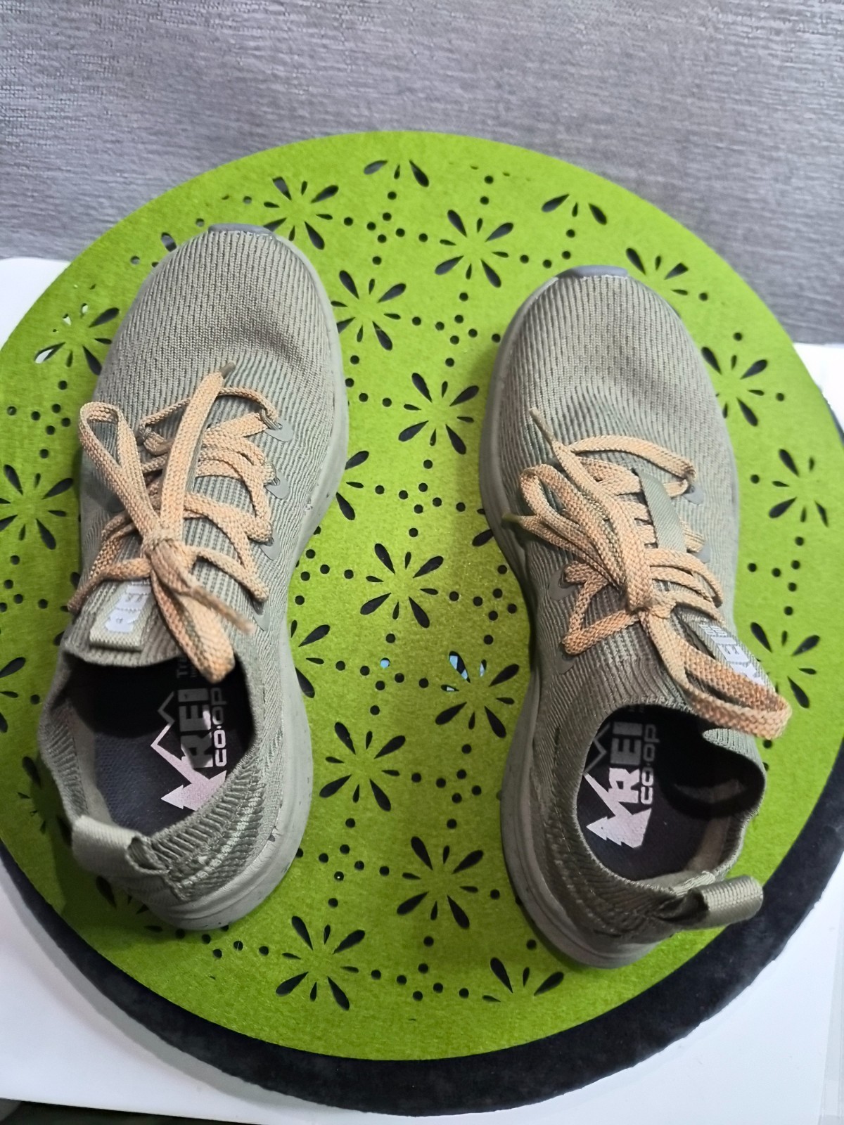 REI Co-Op Beyonder 00022950 Womens US 6 Running Shoes Green Athletic Sneakers