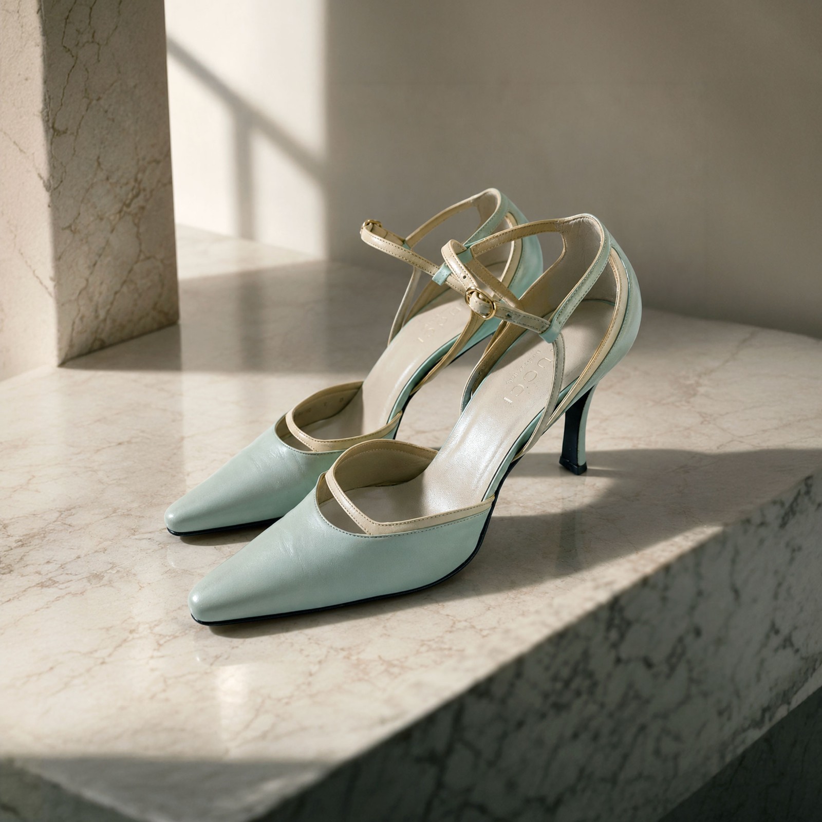 Vtg Gucci Tom Ford 90s Pistachio Mint Green Leather Slingback Stiletto Heels 7B