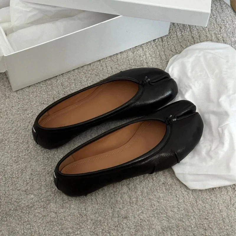 Fashion Soft Leather Split Toe Women Tabi Ballet Flats Comfortable Casual Loafer