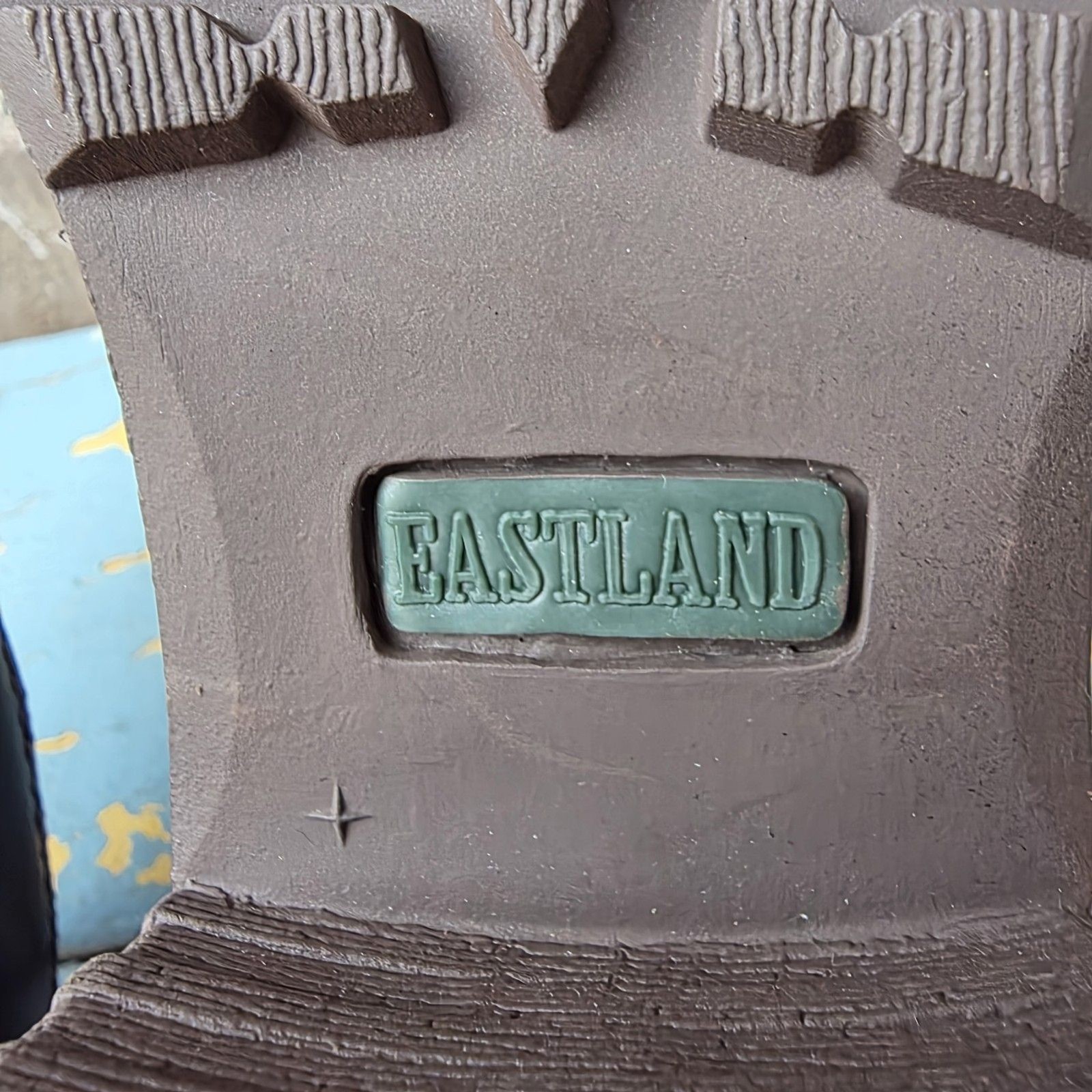Eastland Brooke Womens Slip On Clogs Brown Comfort Workwear Casual Shoes Size 9
