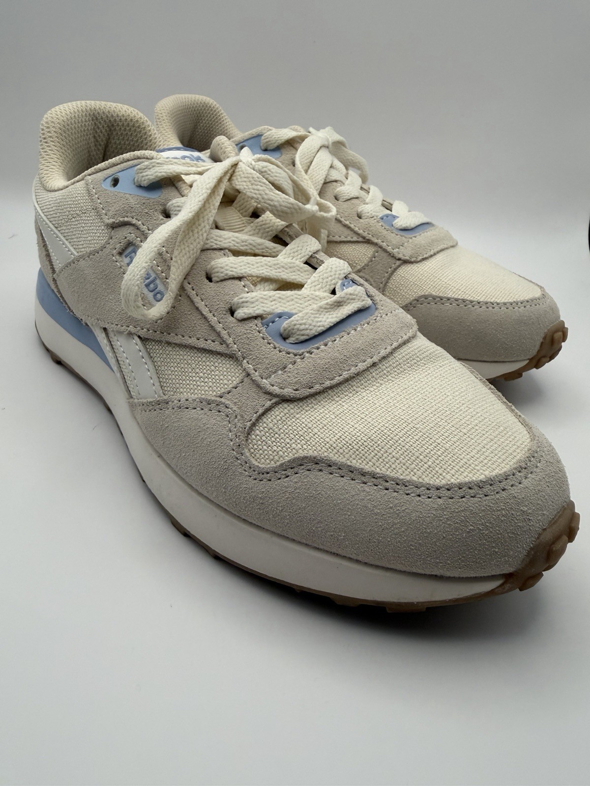 Reebok Classic Leather Lifestyle Sneakers Women’s Size 7.5 Cream Beige Blue
