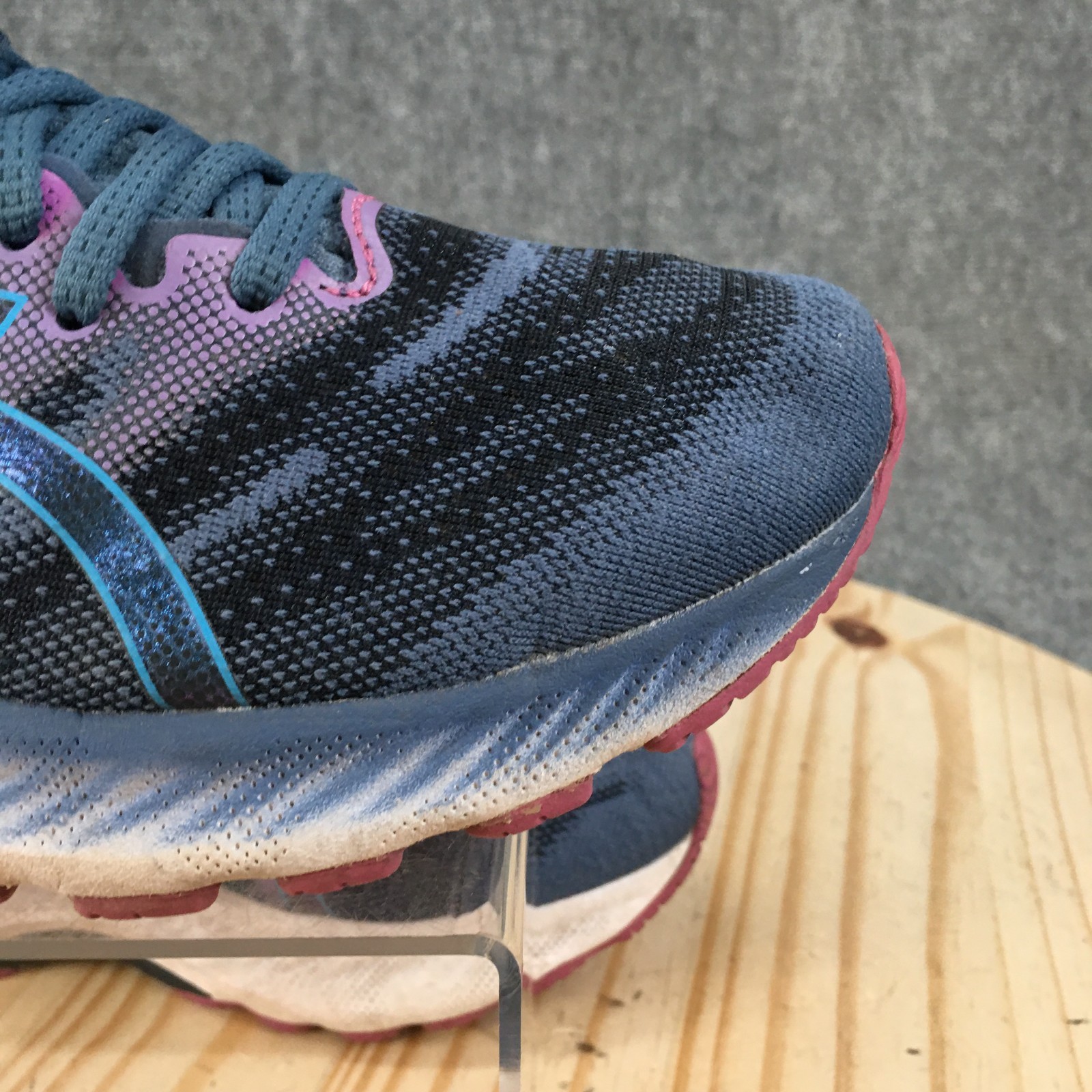 Asics GEL Nimbus 23 Running Shoes Womens 7.5 Wide Blue Purple Lace Up 1012A884