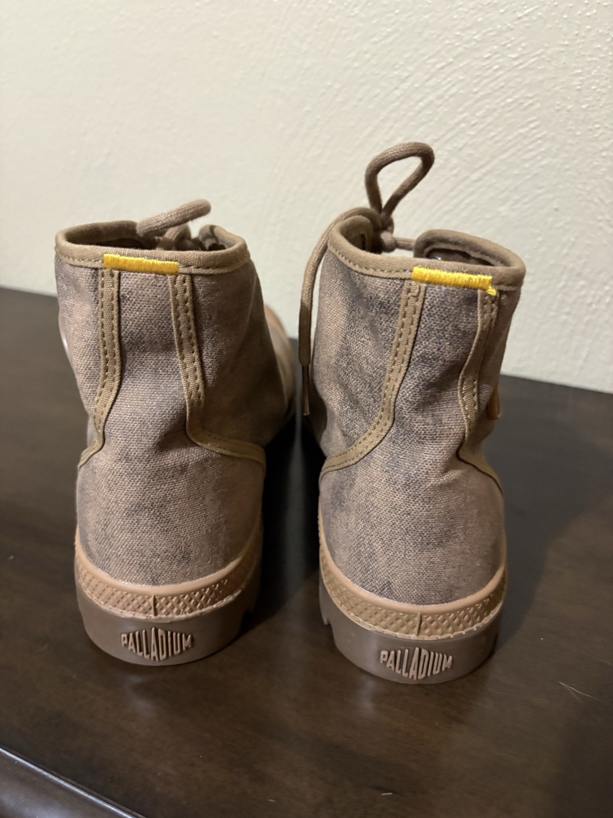 Palladium Pampa Hi Canvas Boots Men’s 10 Brown Lace Up New