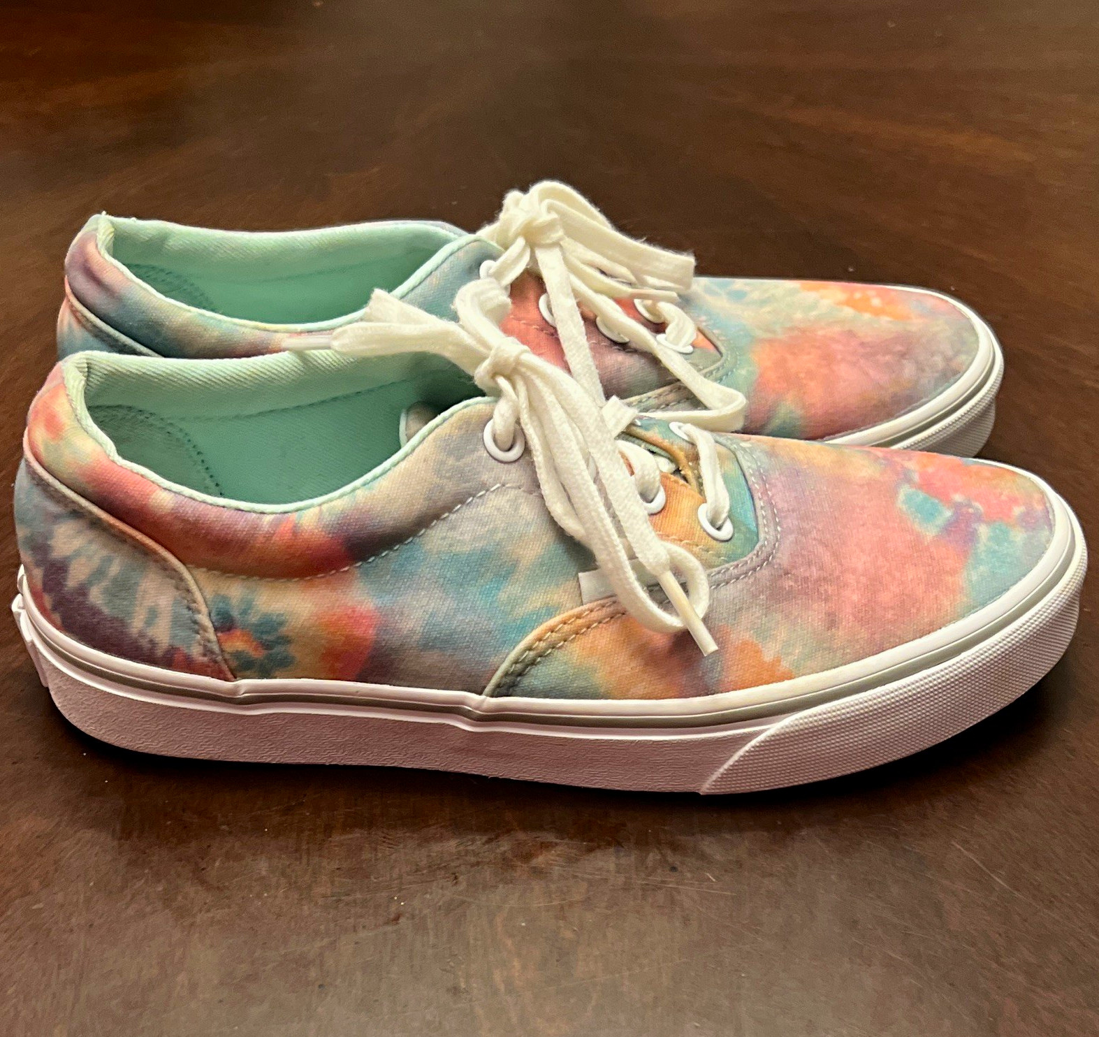 Vans Tie Dye Canvas Lace-Up Womens Skate Shoes Rubber Sole Womens US Size 6.5
