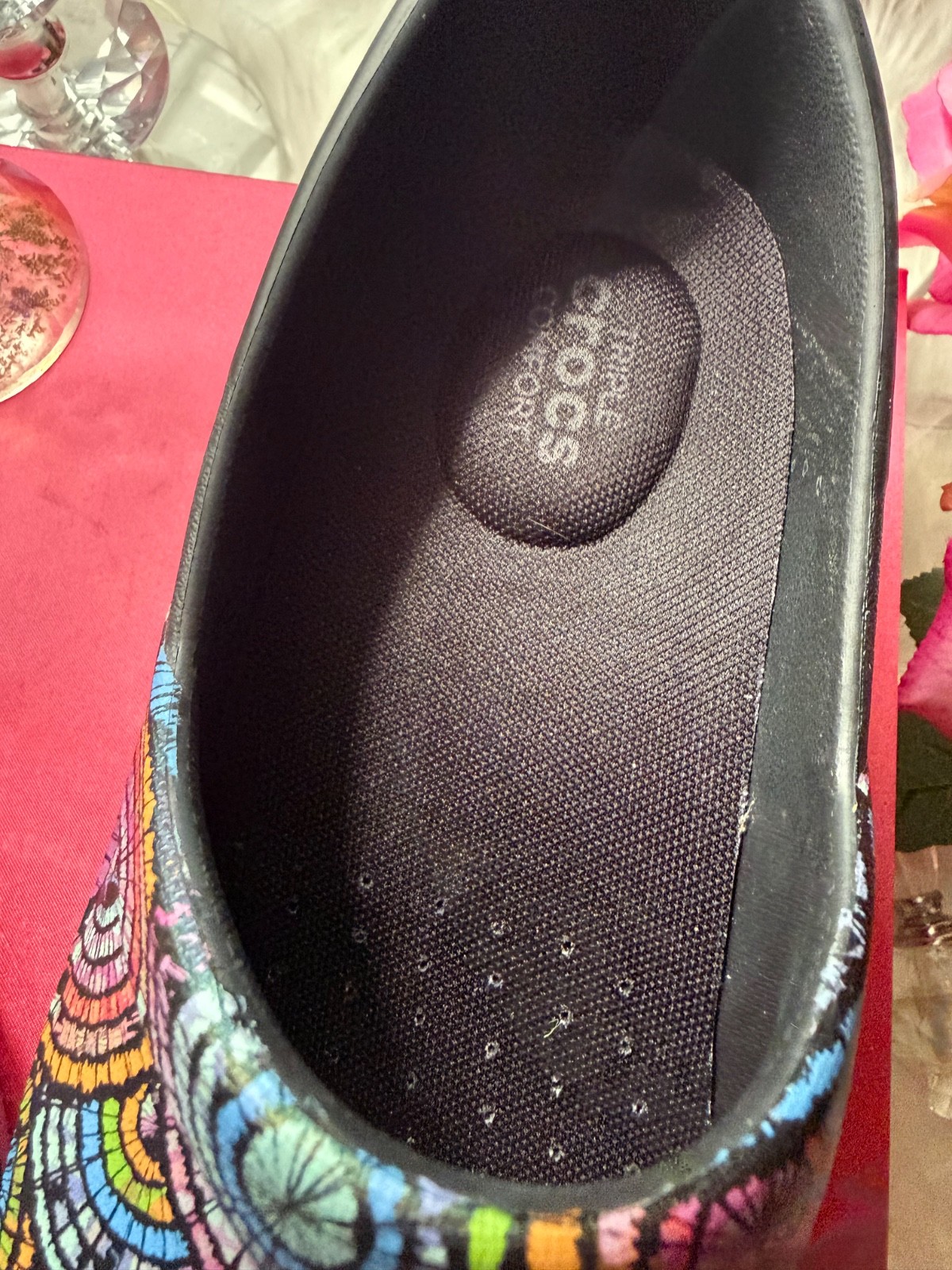 Crocs Nerio Pro Graphics Clogs Women’s Black Clogs multicolor circular NWT